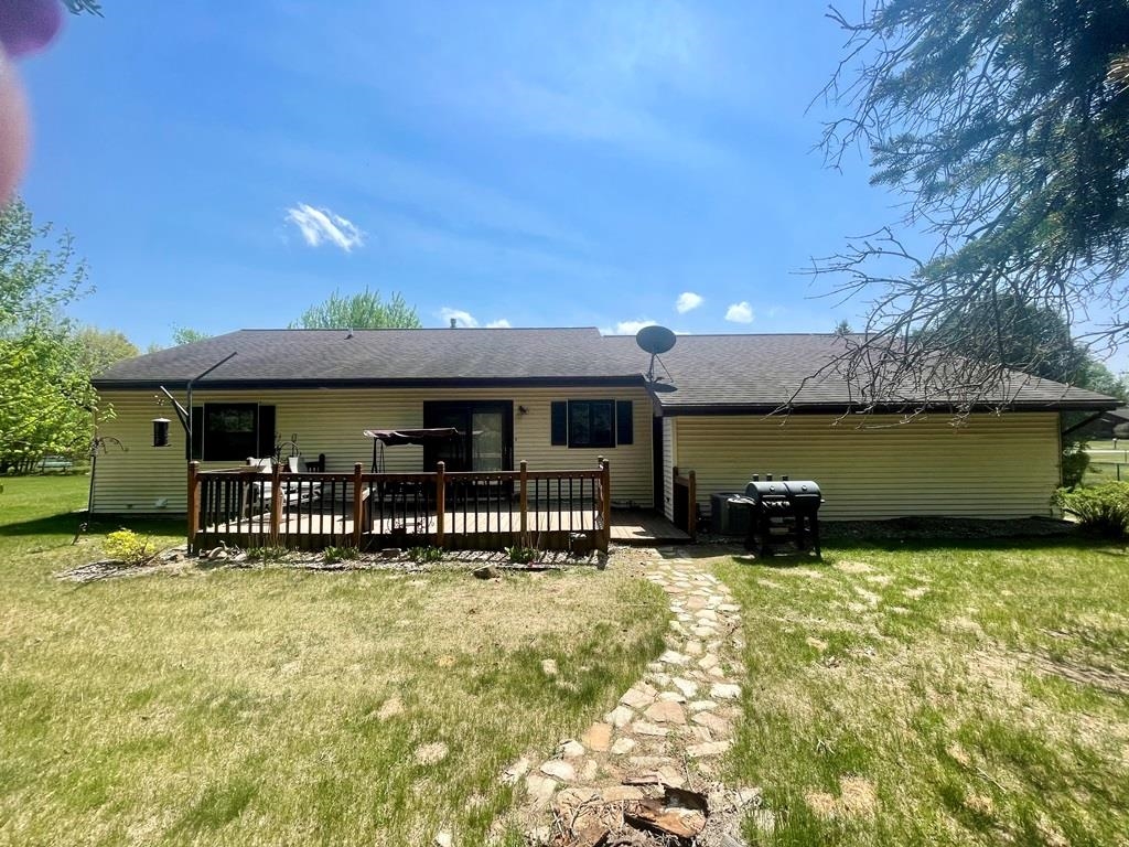 2102 SUNBURST LANE, Kronenwetter, Wisconsin 54455, 3 Bedrooms Bedrooms, ,2 BathroomsBathrooms,Residential,For Sale,2102 SUNBURST LANE,22502064