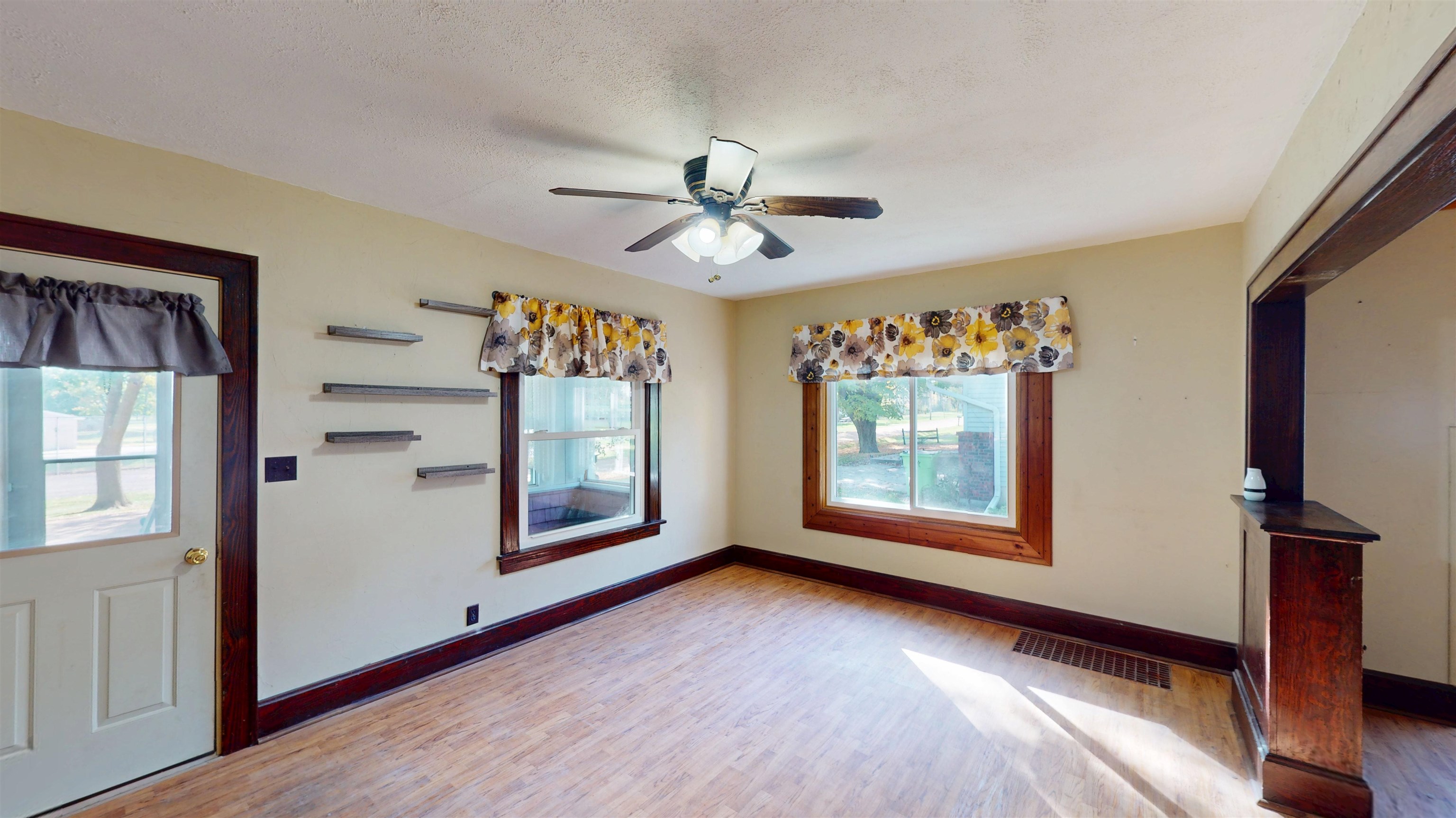 151 S MADISON STREET, Unity, Wisconsin 54488, 3 Bedrooms Bedrooms, ,1 BathroomBathrooms,Residential,For Sale,151 S MADISON STREET,22502071