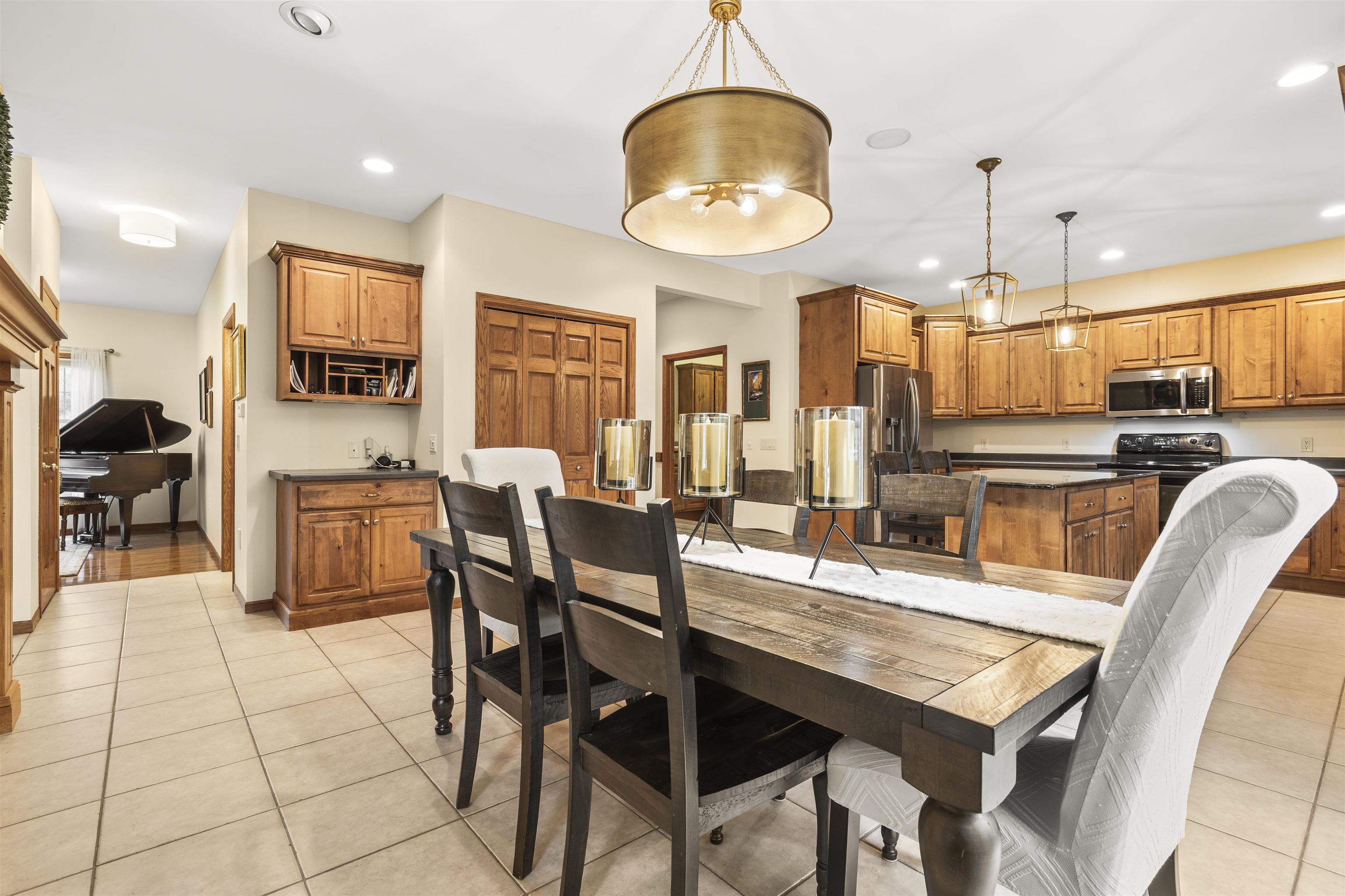 4700 BEAVER DAM ROAD, Stevens Point, Wisconsin 54482, 5 Bedrooms Bedrooms, ,3 BathroomsBathrooms,Residential,For Sale,4700 BEAVER DAM ROAD,22502078