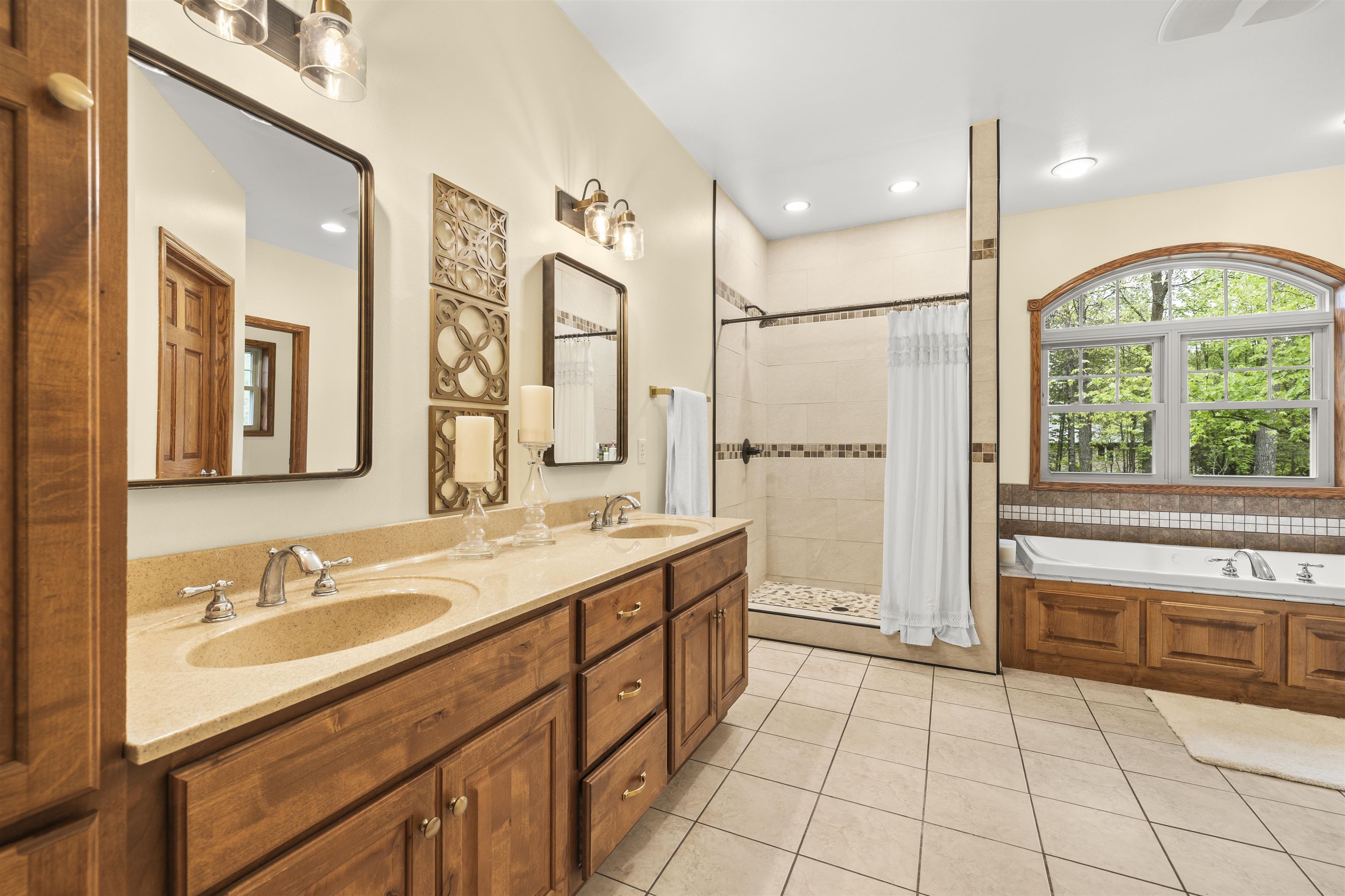 4700 BEAVER DAM ROAD, Stevens Point, Wisconsin 54482, 5 Bedrooms Bedrooms, ,3 BathroomsBathrooms,Residential,For Sale,4700 BEAVER DAM ROAD,22502078