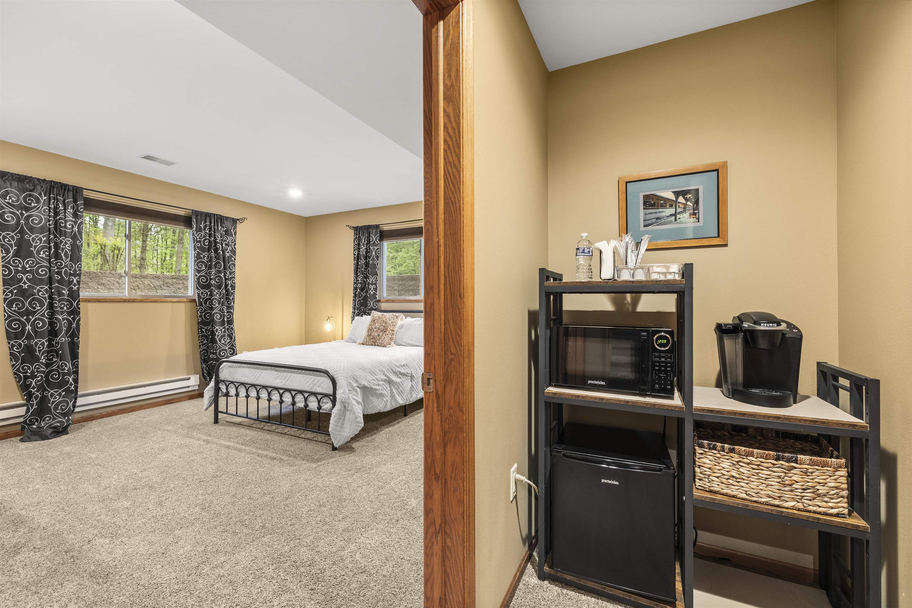 4700 BEAVER DAM ROAD, Stevens Point, Wisconsin 54482, 5 Bedrooms Bedrooms, ,3 BathroomsBathrooms,Residential,For Sale,4700 BEAVER DAM ROAD,22502078