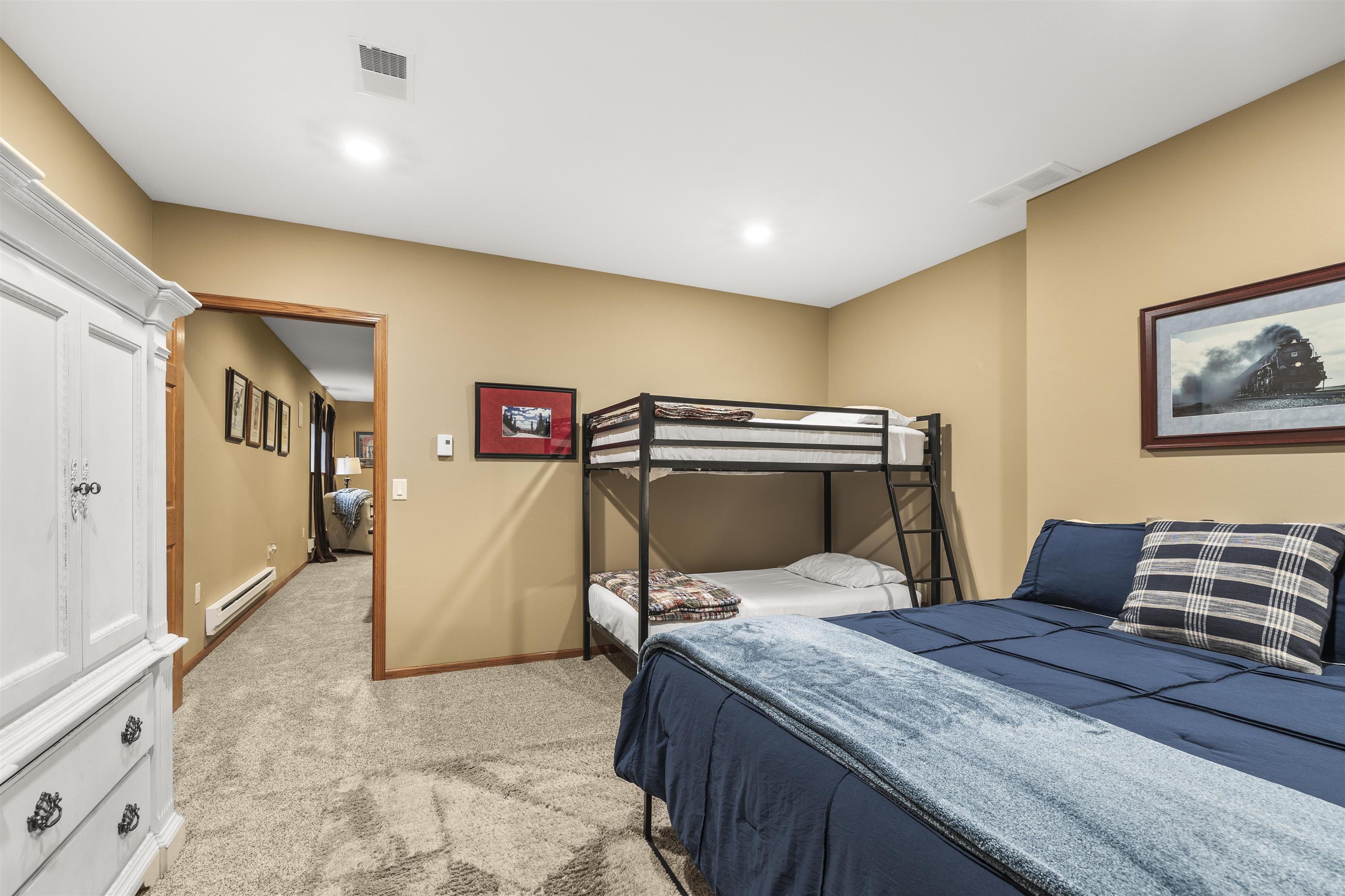 4700 BEAVER DAM ROAD, Stevens Point, Wisconsin 54482, 5 Bedrooms Bedrooms, ,3 BathroomsBathrooms,Residential,For Sale,4700 BEAVER DAM ROAD,22502078