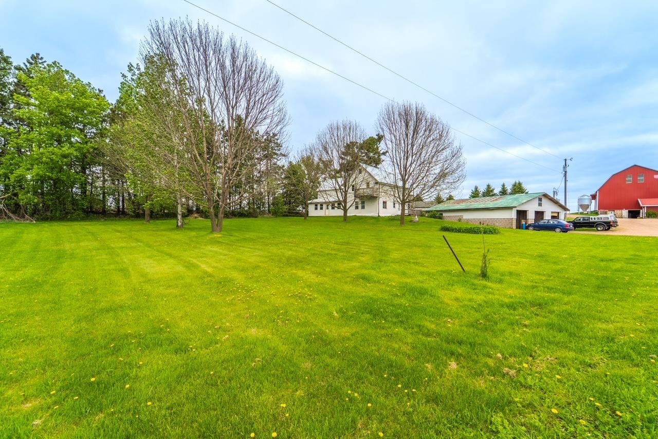 116844 STATE HIGHWAY 29, Edgar, Wisconsin 54426, 3 Bedrooms Bedrooms, ,1 BathroomBathrooms,Multi-family,For Sale,116844 STATE HIGHWAY 29,22502087