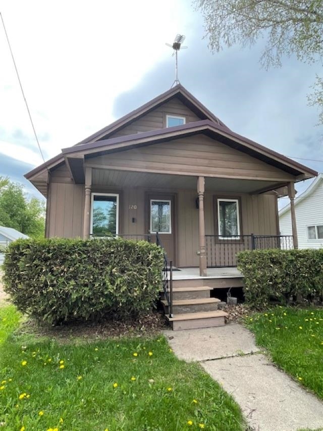 120 HUDSON STREET, Antigo, Wisconsin 54409, 2 Bedrooms Bedrooms, ,2 BathroomsBathrooms,Residential,For Sale,120 HUDSON STREET,22502095