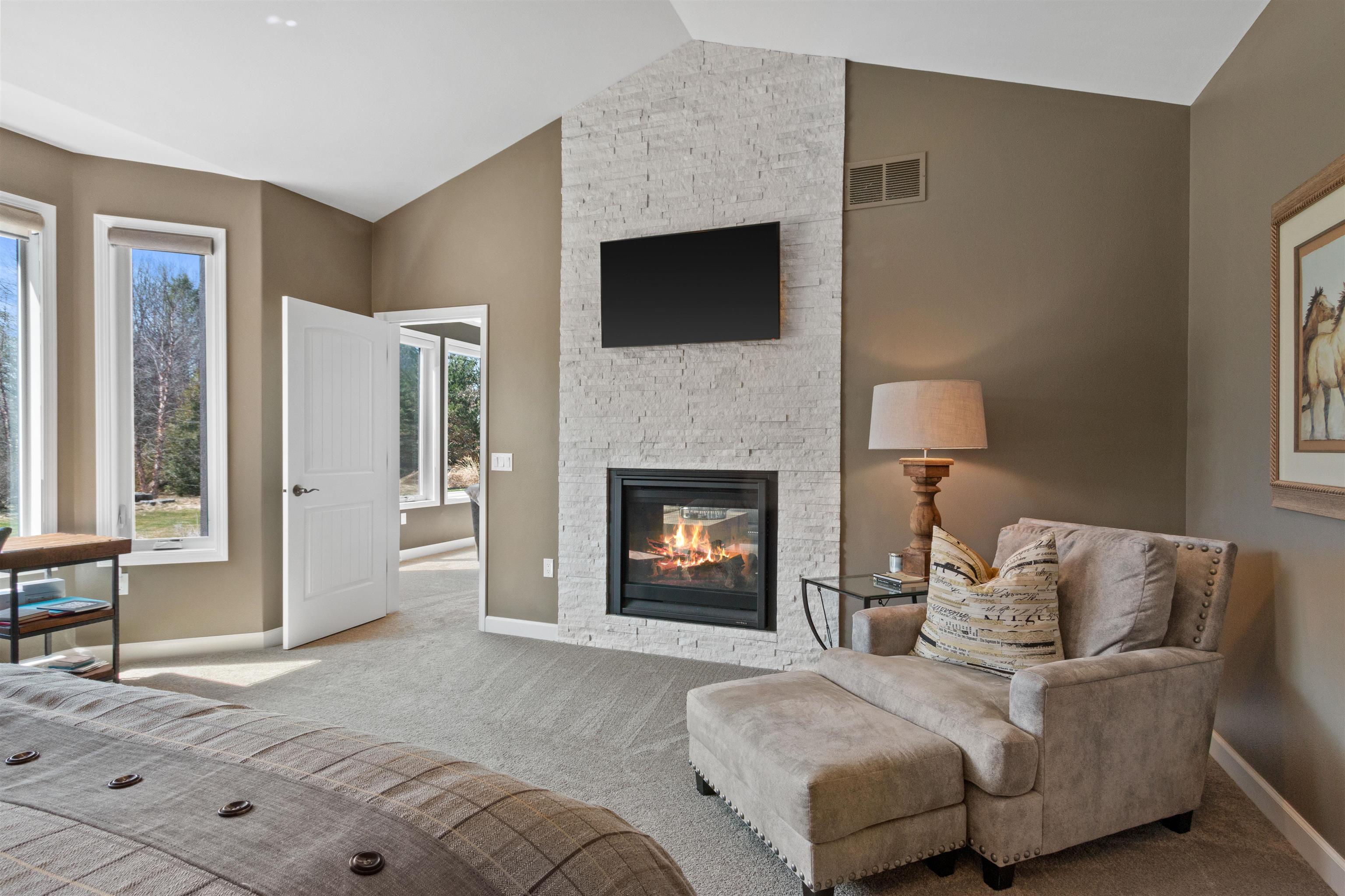 8233 ROLLING HILLS ROAD, Custer, Wisconsin 54423, 2 Bedrooms Bedrooms, ,2 BathroomsBathrooms,Residential,For Sale,8233 ROLLING HILLS ROAD,22502097