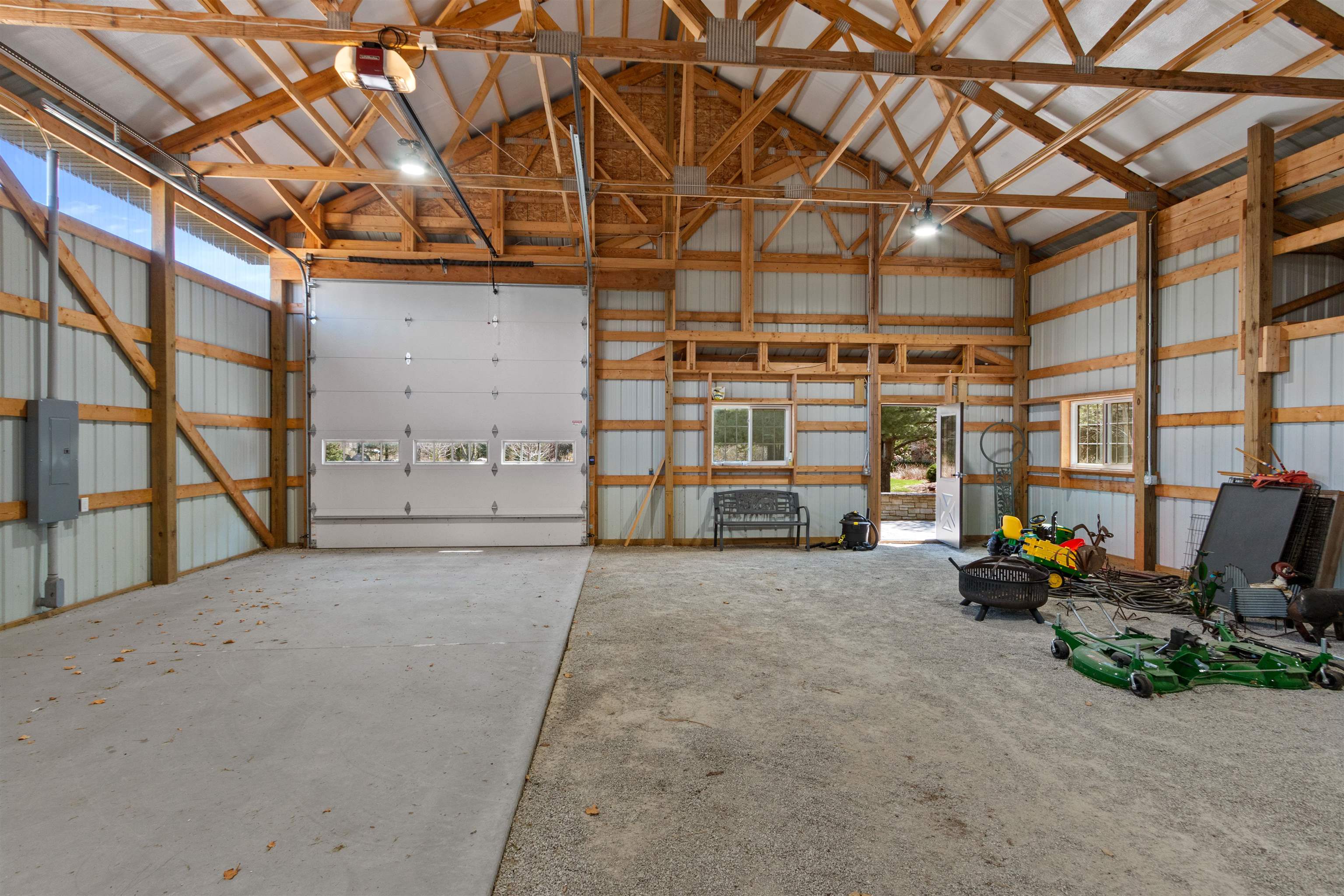 8233 ROLLING HILLS ROAD, Custer, Wisconsin 54423, 2 Bedrooms Bedrooms, ,2 BathroomsBathrooms,Residential,For Sale,8233 ROLLING HILLS ROAD,22502097