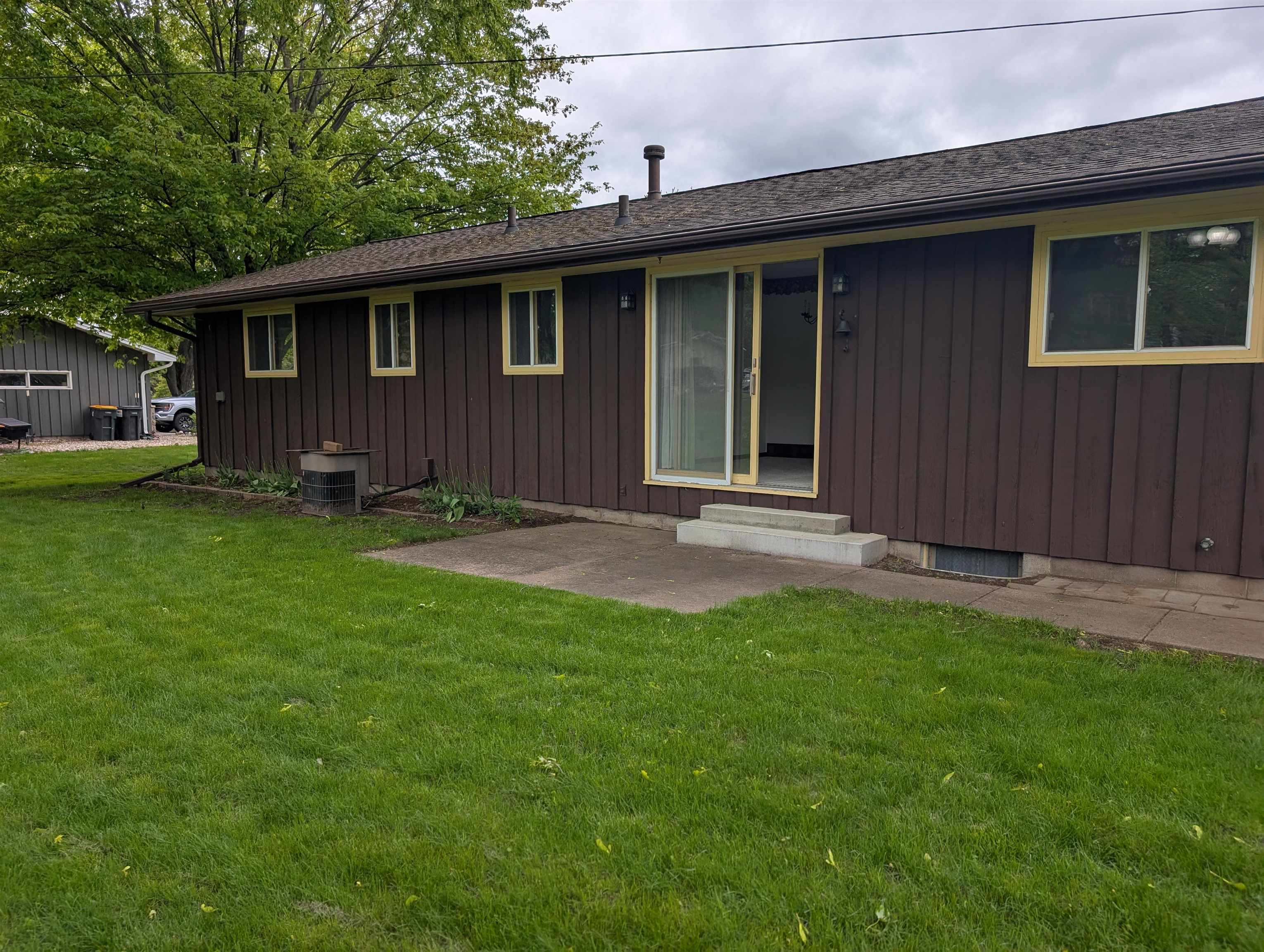1721 HEUSS AVENUE, Weston, Wisconsin 54476, 3 Bedrooms Bedrooms, ,2 BathroomsBathrooms,Residential,For Sale,1721 HEUSS AVENUE,22502100