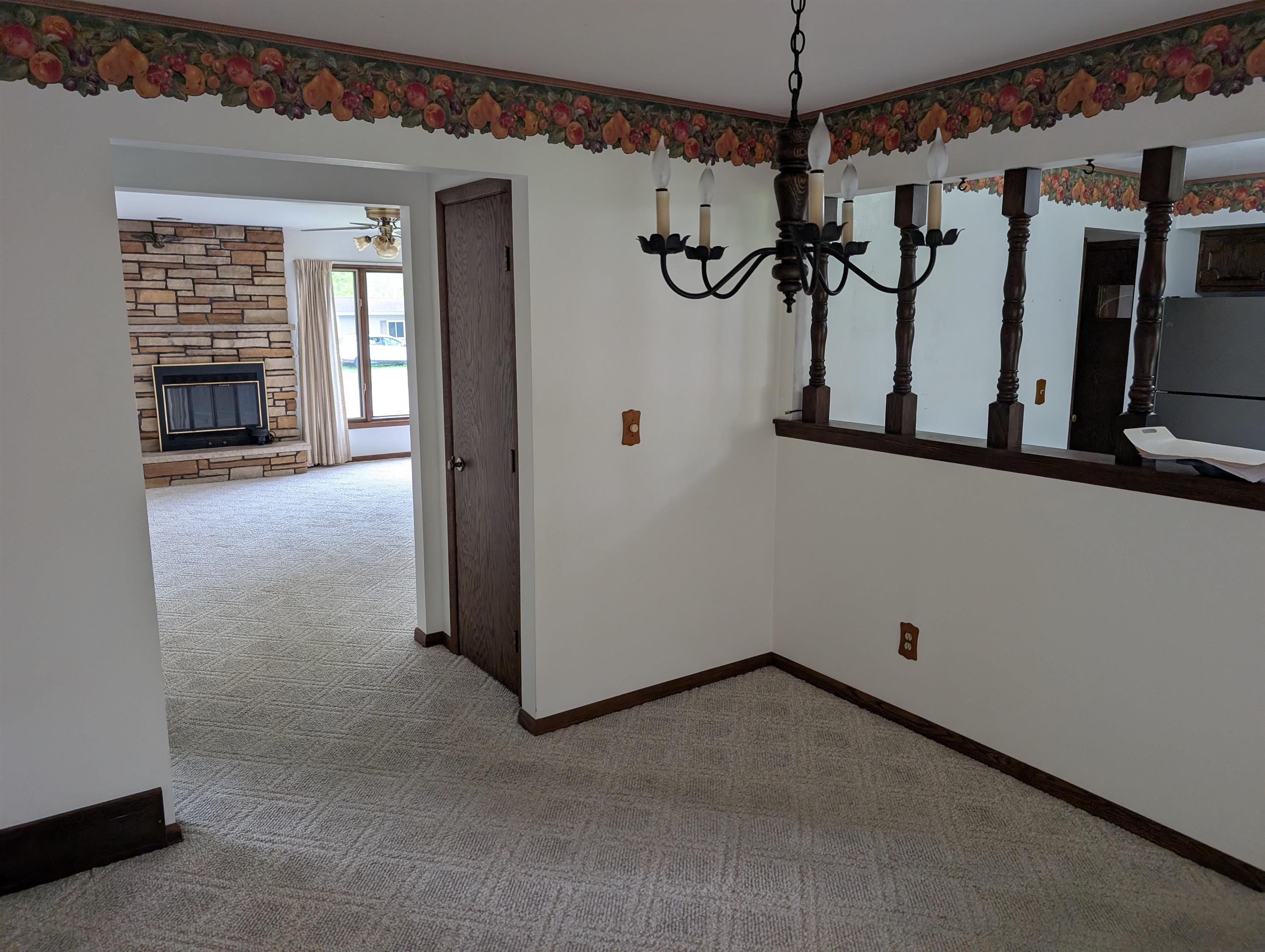 1721 HEUSS AVENUE, Weston, Wisconsin 54476, 3 Bedrooms Bedrooms, ,2 BathroomsBathrooms,Residential,For Sale,1721 HEUSS AVENUE,22502100