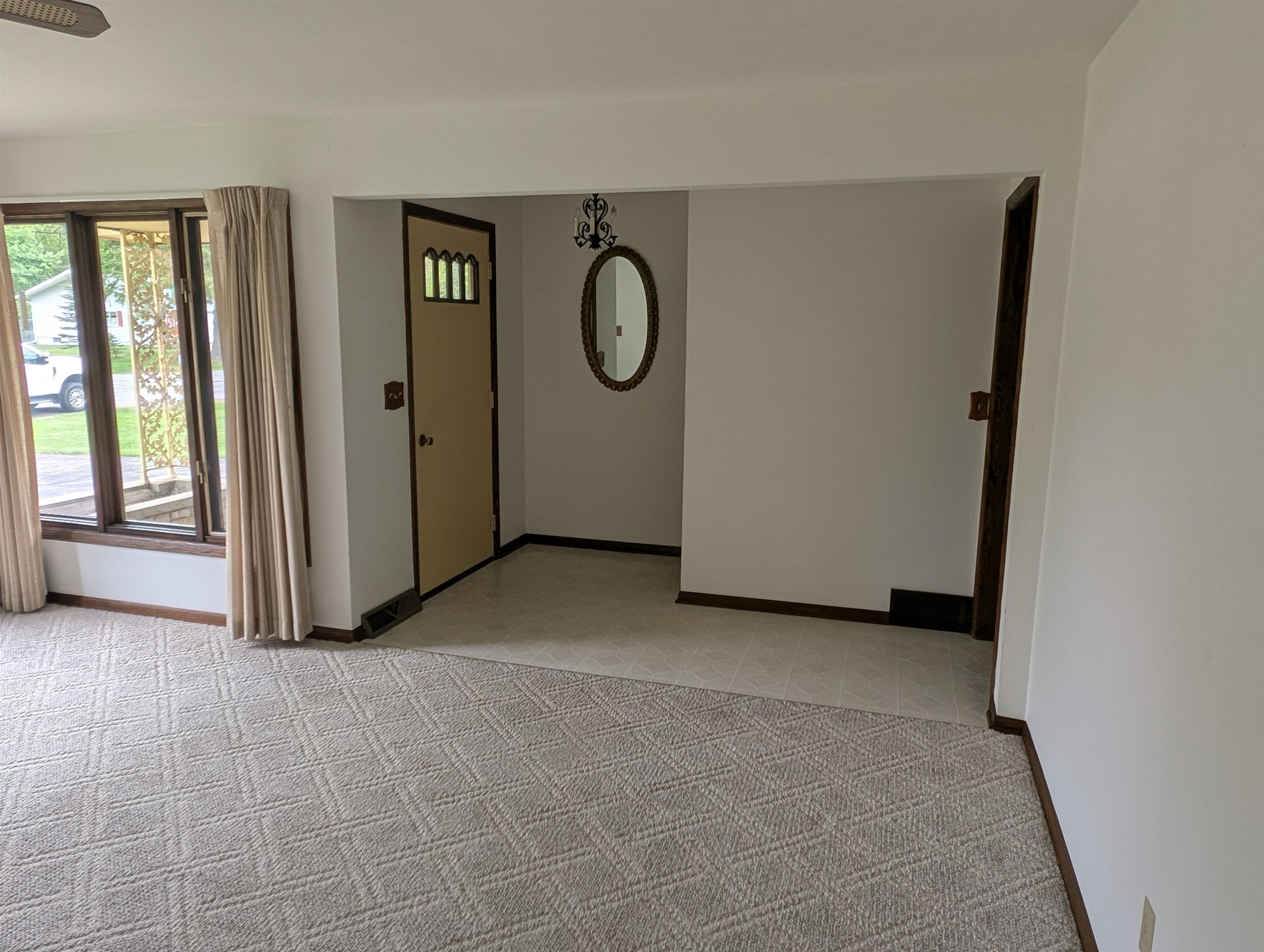 1721 HEUSS AVENUE, Weston, Wisconsin 54476, 3 Bedrooms Bedrooms, ,2 BathroomsBathrooms,Residential,For Sale,1721 HEUSS AVENUE,22502100