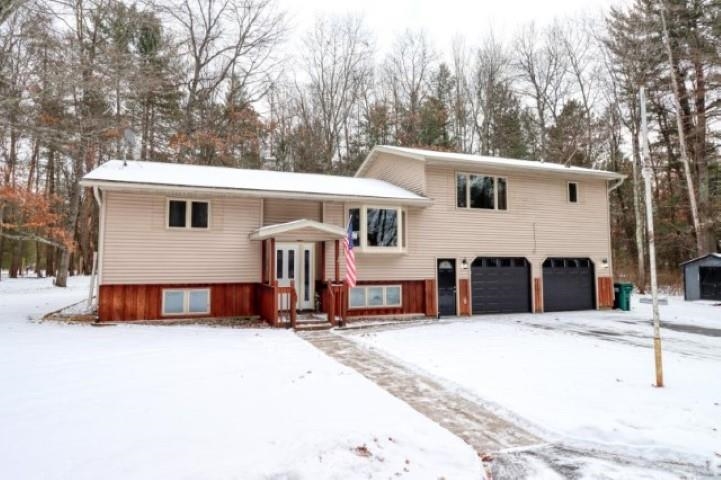 N11278 KAUFMAN ROAD, Tomahawk, Wisconsin 54487, 4 Bedrooms Bedrooms, ,2 BathroomsBathrooms,Residential,For Sale,N11278 KAUFMAN ROAD,22502107