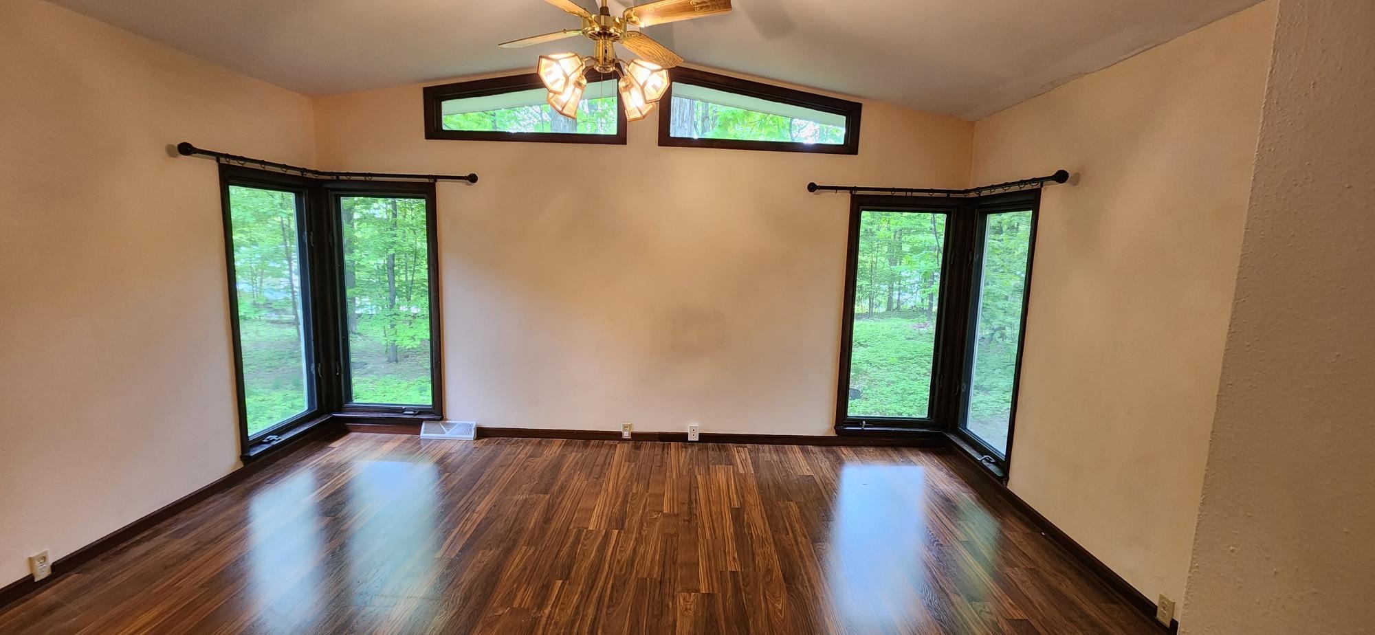 3315 N 12TH STREET, Wausau, Wisconsin 54403, 4 Bedrooms Bedrooms, ,3 BathroomsBathrooms,Residential,For Sale,3315 N 12TH STREET,22502110
