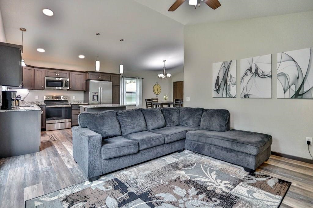 2640 SUSSEX PLACE, Kronenwetter, Wisconsin 54455, 4 Bedrooms Bedrooms, ,2 BathroomsBathrooms,Residential,For Sale,2640 SUSSEX PLACE,22502122