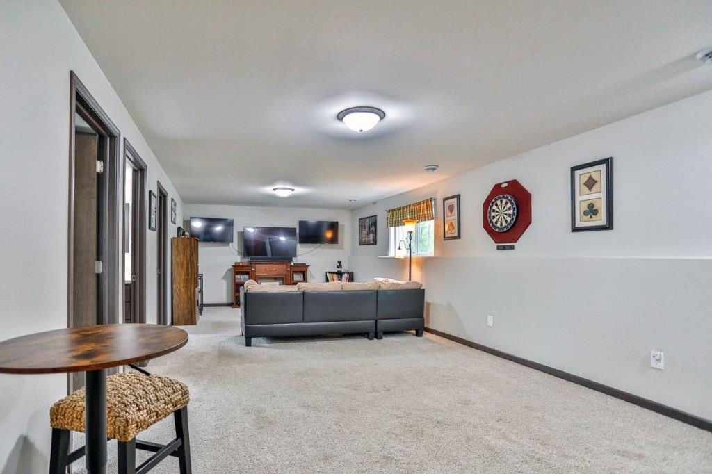 2640 SUSSEX PLACE, Kronenwetter, Wisconsin 54455, 4 Bedrooms Bedrooms, ,2 BathroomsBathrooms,Residential,For Sale,2640 SUSSEX PLACE,22502122