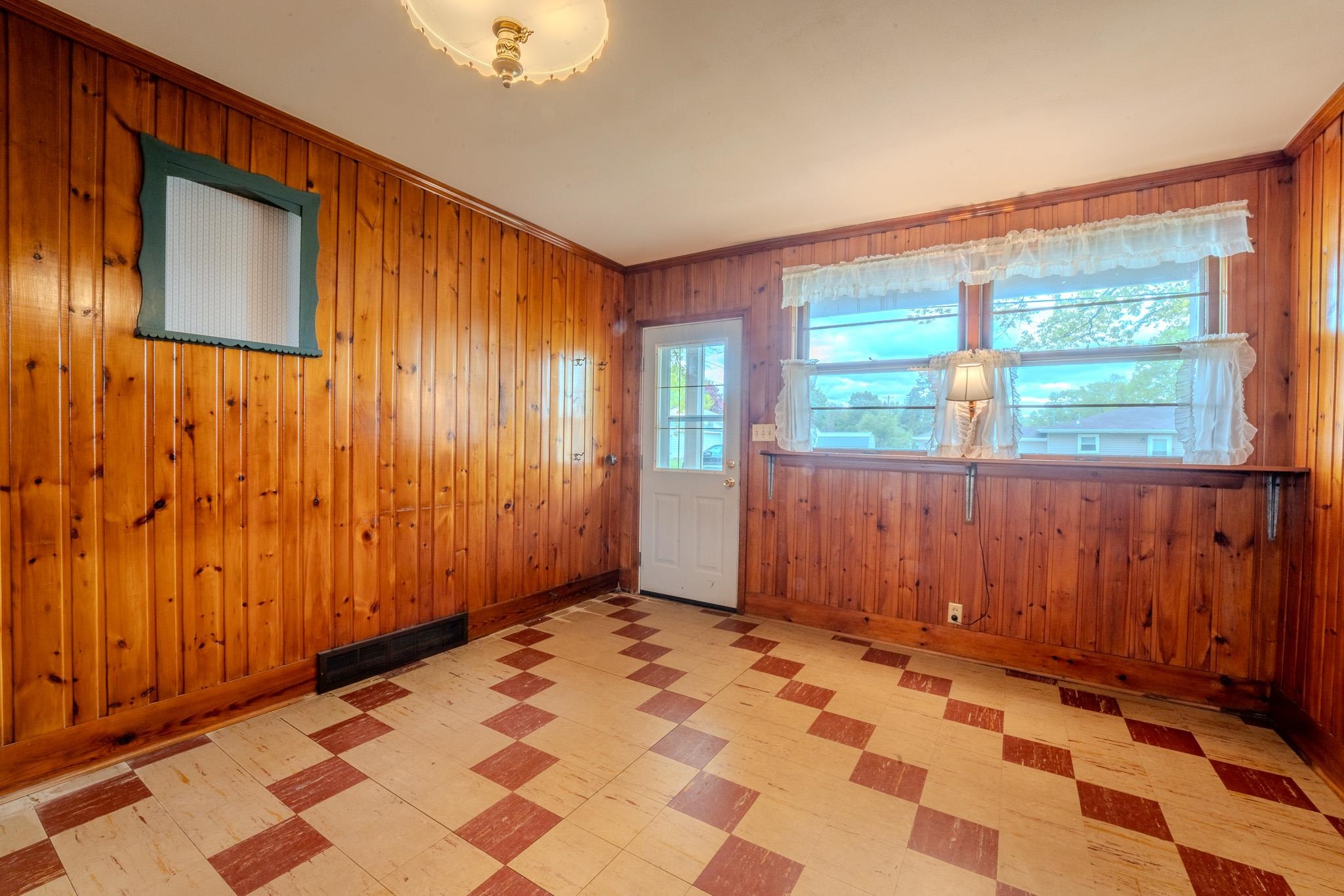 2102 WEGNER STREET, Wausau, Wisconsin 54401, 3 Bedrooms Bedrooms, ,2 BathroomsBathrooms,Residential,For Sale,2102 WEGNER STREET,22502124
