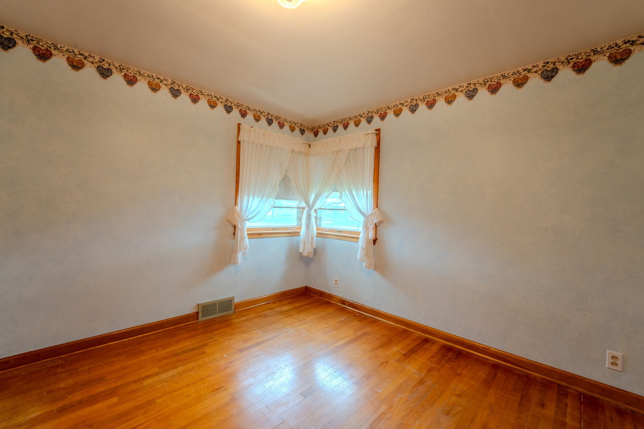 2102 WEGNER STREET, Wausau, Wisconsin 54401, 3 Bedrooms Bedrooms, ,2 BathroomsBathrooms,Residential,For Sale,2102 WEGNER STREET,22502124