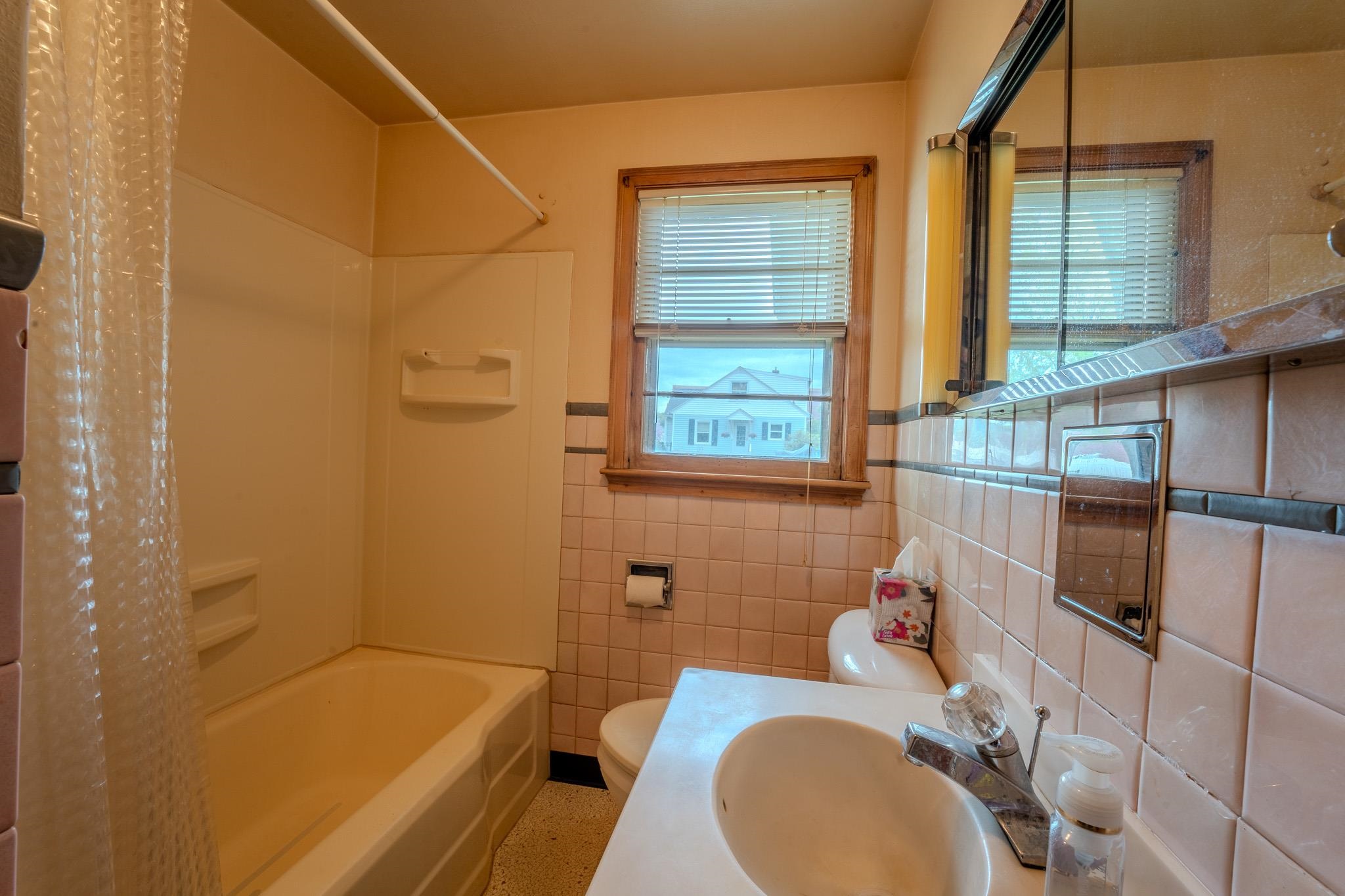 2102 WEGNER STREET, Wausau, Wisconsin 54401, 3 Bedrooms Bedrooms, ,2 BathroomsBathrooms,Residential,For Sale,2102 WEGNER STREET,22502124