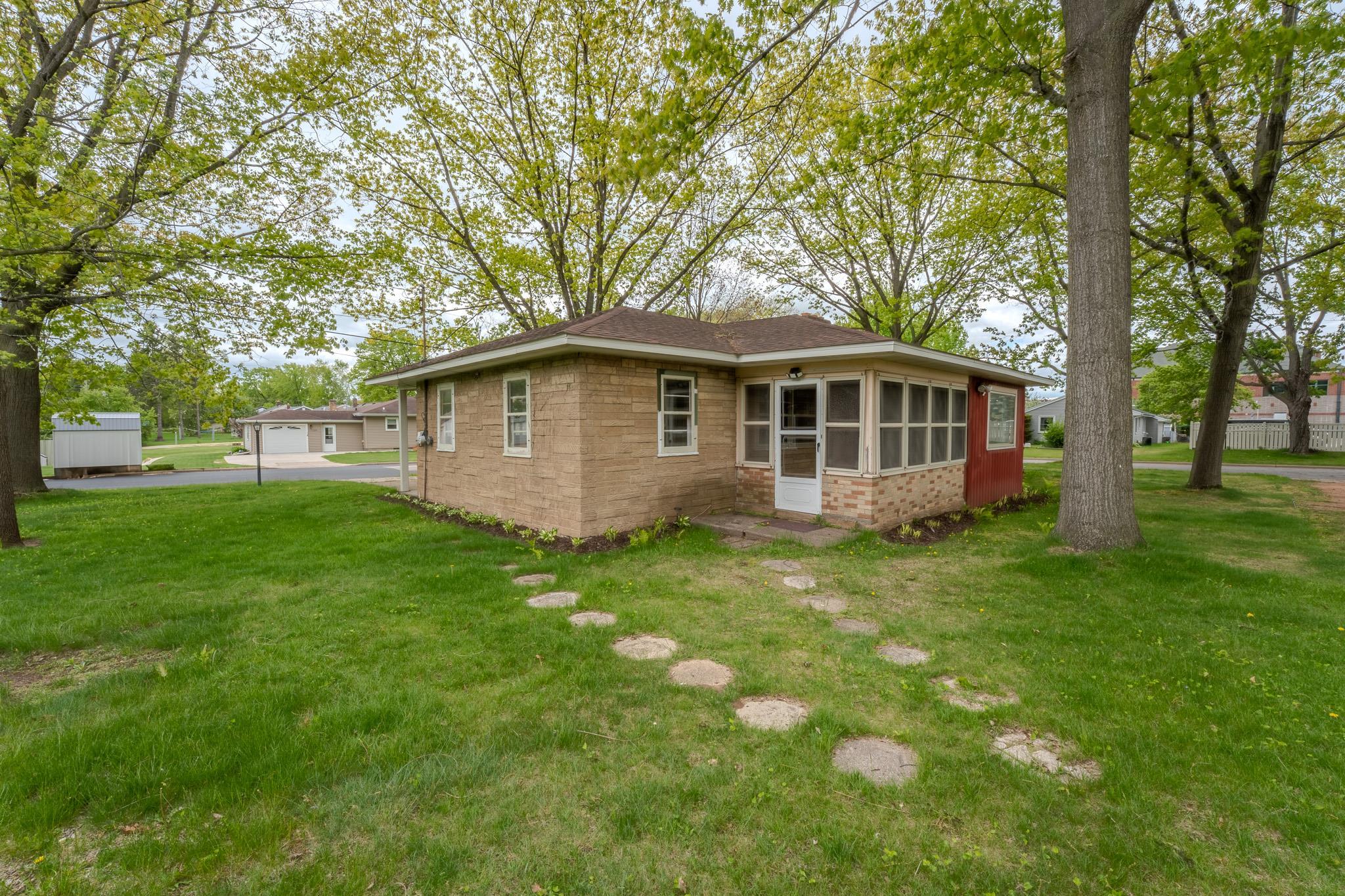2102 WEGNER STREET, Wausau, Wisconsin 54401, 3 Bedrooms Bedrooms, ,2 BathroomsBathrooms,Residential,For Sale,2102 WEGNER STREET,22502124