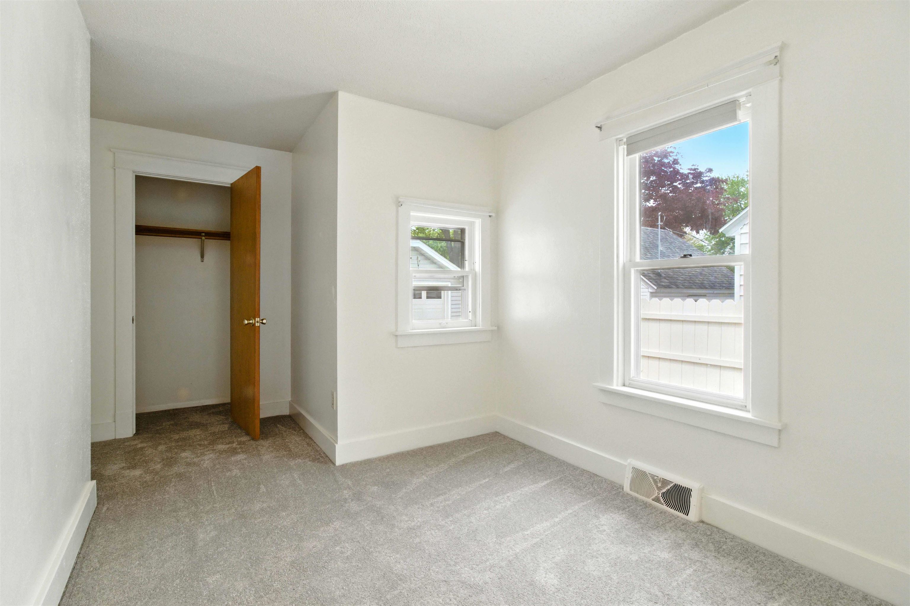 231 14TH STREET NORTH, Wisconsin Rapids, Wisconsin 54494, 2 Bedrooms Bedrooms, ,1 BathroomBathrooms,Residential,For Sale,231 14TH STREET NORTH,22502125