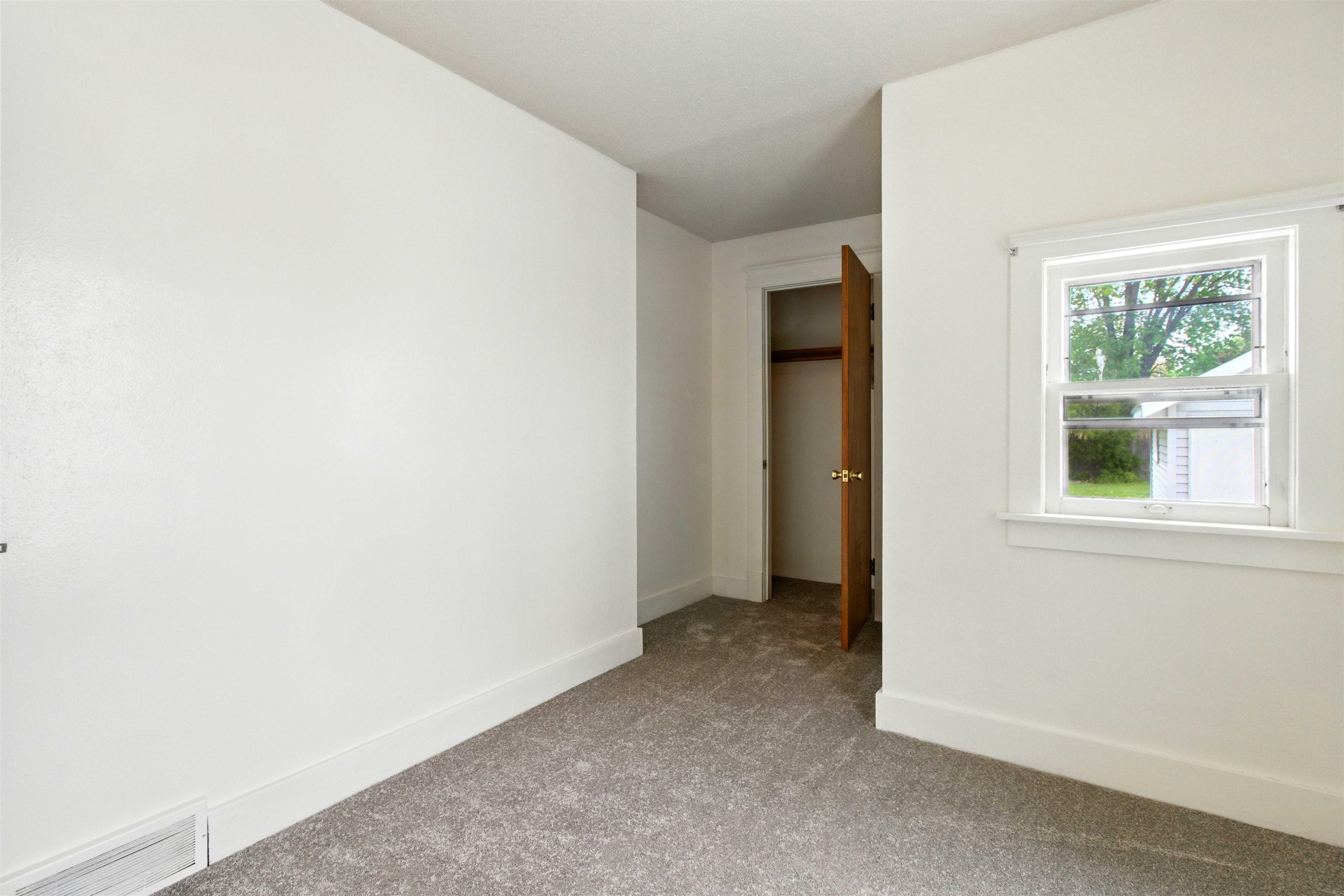 231 14TH STREET NORTH, Wisconsin Rapids, Wisconsin 54494, 2 Bedrooms Bedrooms, ,1 BathroomBathrooms,Residential,For Sale,231 14TH STREET NORTH,22502125