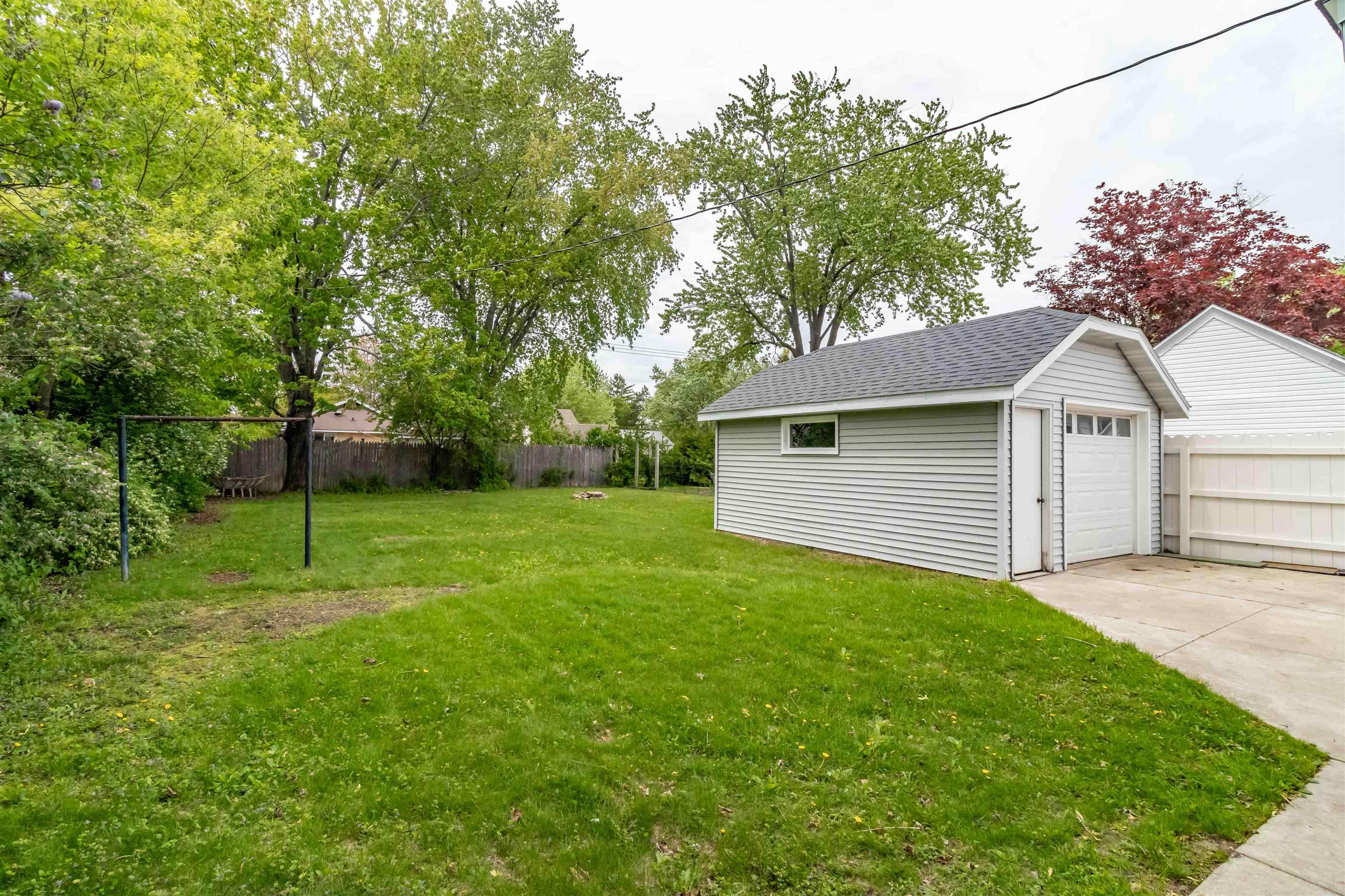 231 14TH STREET NORTH, Wisconsin Rapids, Wisconsin 54494, 2 Bedrooms Bedrooms, ,1 BathroomBathrooms,Residential,For Sale,231 14TH STREET NORTH,22502125