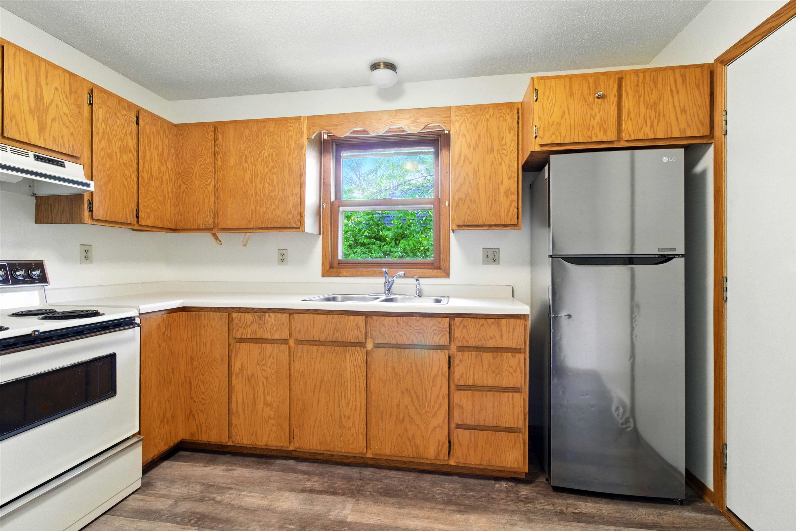 231 14TH STREET NORTH, Wisconsin Rapids, Wisconsin 54494, 2 Bedrooms Bedrooms, ,1 BathroomBathrooms,Residential,For Sale,231 14TH STREET NORTH,22502125