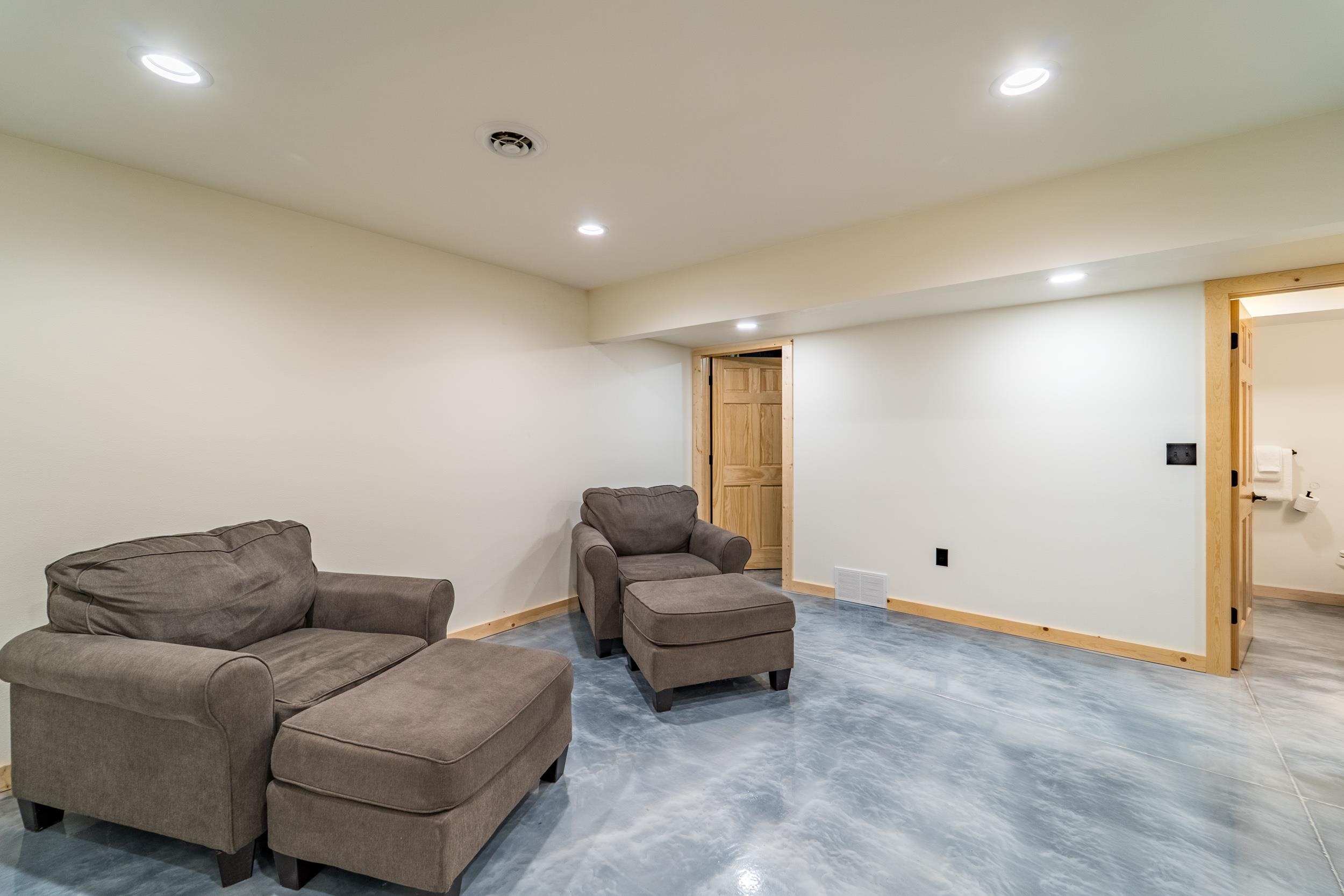N11594 WOODLAND DRIVE, Tomahawk, Wisconsin 54487, 4 Bedrooms Bedrooms, ,2 BathroomsBathrooms,Residential,For Sale,N11594 WOODLAND DRIVE,22502132