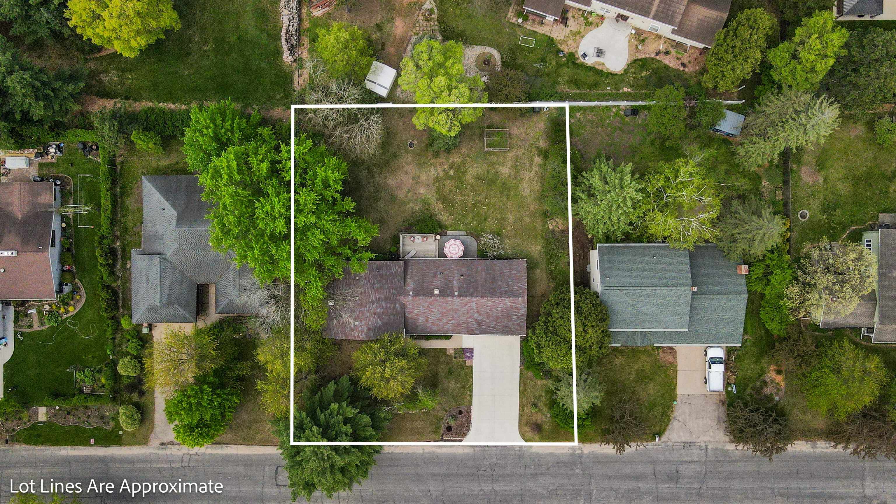 4048 SIMONIS STREET, Stevens Point, Wisconsin 54481, 4 Bedrooms Bedrooms, ,3 BathroomsBathrooms,Residential,For Sale,4048 SIMONIS STREET,22502133