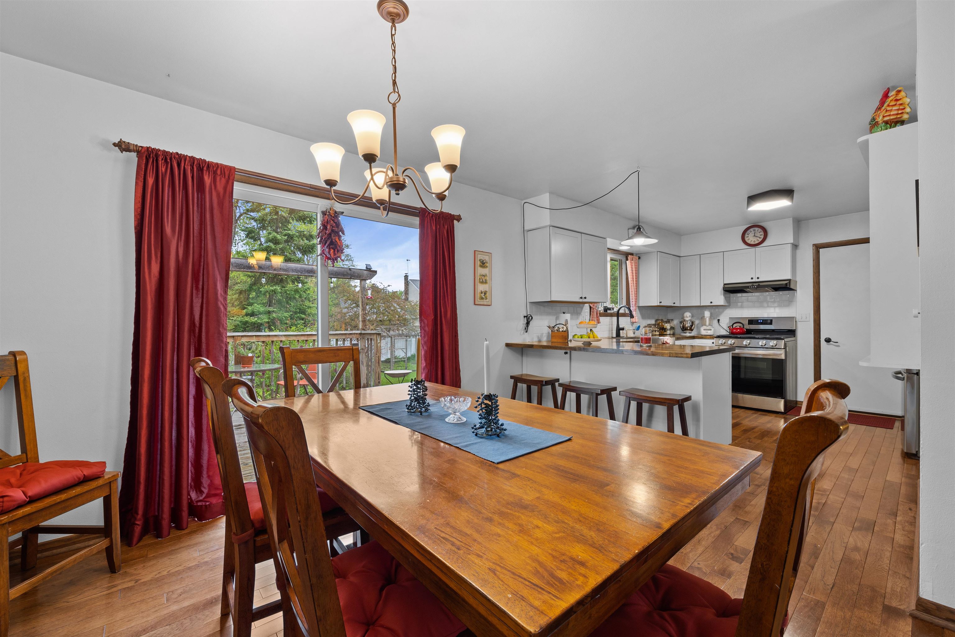 4048 SIMONIS STREET, Stevens Point, Wisconsin 54481, 4 Bedrooms Bedrooms, ,3 BathroomsBathrooms,Residential,For Sale,4048 SIMONIS STREET,22502133