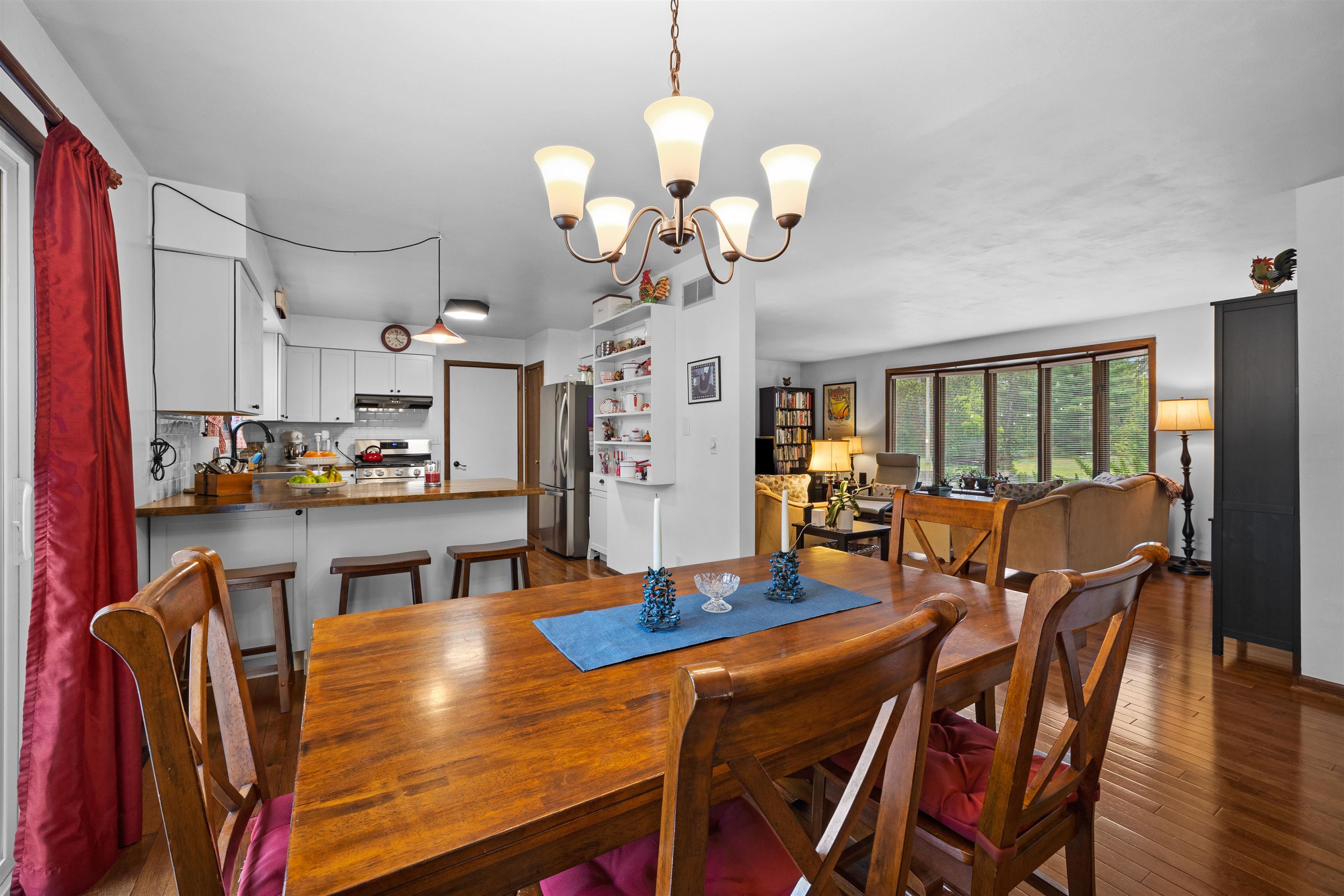 4048 SIMONIS STREET, Stevens Point, Wisconsin 54481, 4 Bedrooms Bedrooms, ,3 BathroomsBathrooms,Residential,For Sale,4048 SIMONIS STREET,22502133