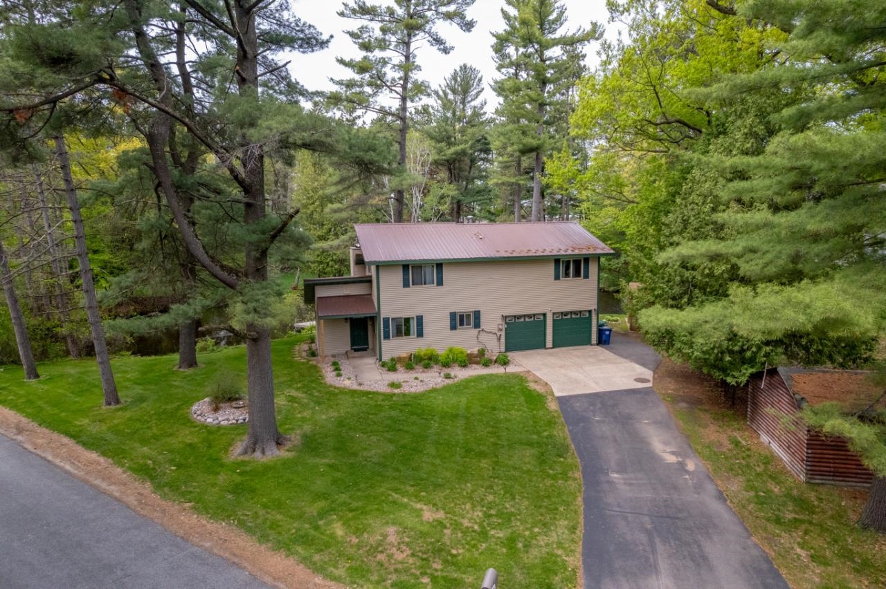 404 COUNTRY CLUB ROAD, Schofield, Wisconsin 54476, 3 Bedrooms Bedrooms, ,1 BathroomBathrooms,Residential,For Sale,404 COUNTRY CLUB ROAD,22502134