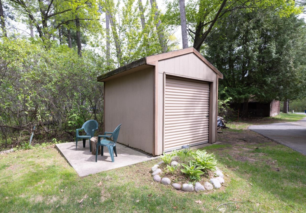 404 COUNTRY CLUB ROAD, Schofield, Wisconsin 54476, 3 Bedrooms Bedrooms, ,1 BathroomBathrooms,Residential,For Sale,404 COUNTRY CLUB ROAD,22502134