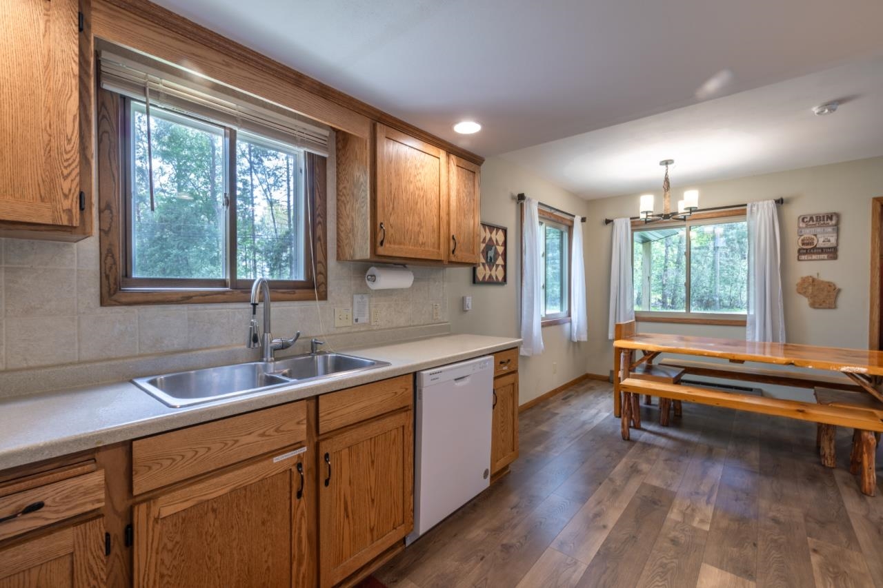 404 COUNTRY CLUB ROAD, Schofield, Wisconsin 54476, 3 Bedrooms Bedrooms, ,1 BathroomBathrooms,Residential,For Sale,404 COUNTRY CLUB ROAD,22502134