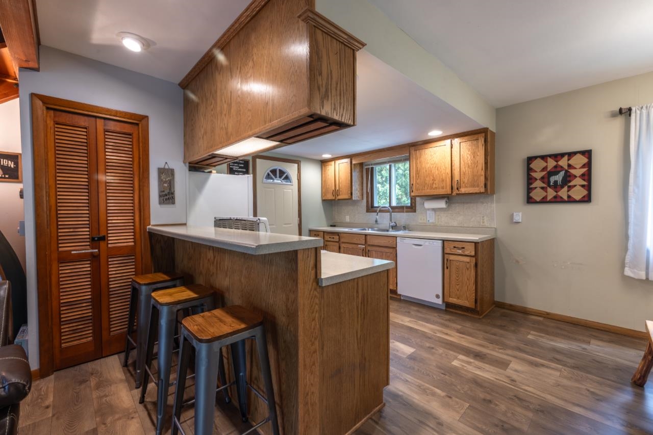 404 COUNTRY CLUB ROAD, Schofield, Wisconsin 54476, 3 Bedrooms Bedrooms, ,1 BathroomBathrooms,Residential,For Sale,404 COUNTRY CLUB ROAD,22502134