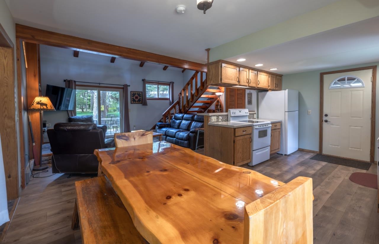 404 COUNTRY CLUB ROAD, Schofield, Wisconsin 54476, 3 Bedrooms Bedrooms, ,1 BathroomBathrooms,Residential,For Sale,404 COUNTRY CLUB ROAD,22502134