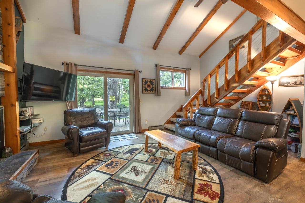 404 COUNTRY CLUB ROAD, Schofield, Wisconsin 54476, 3 Bedrooms Bedrooms, ,1 BathroomBathrooms,Residential,For Sale,404 COUNTRY CLUB ROAD,22502134
