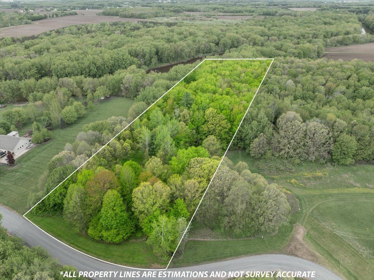 4.10 Acres EDGEWATER ESTATES, Stratford, Wisconsin 54484, ,Land,For Sale,4.10 Acres EDGEWATER ESTATES,22502135