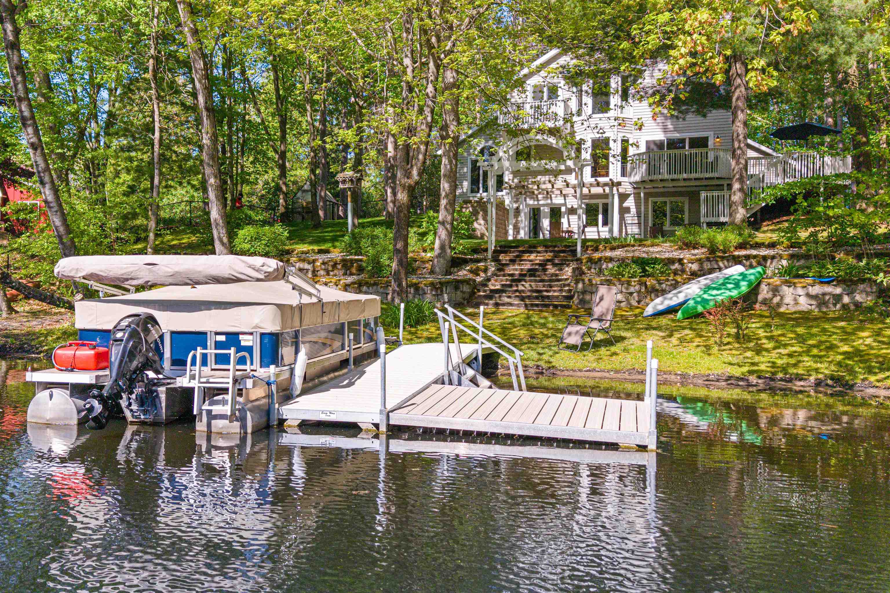 N1124 COUNTY ROAD E, Waupaca, Wisconsin 54981, 3 Bedrooms Bedrooms, ,4 BathroomsBathrooms,Residential,For Sale,N1124 COUNTY ROAD E,22502138