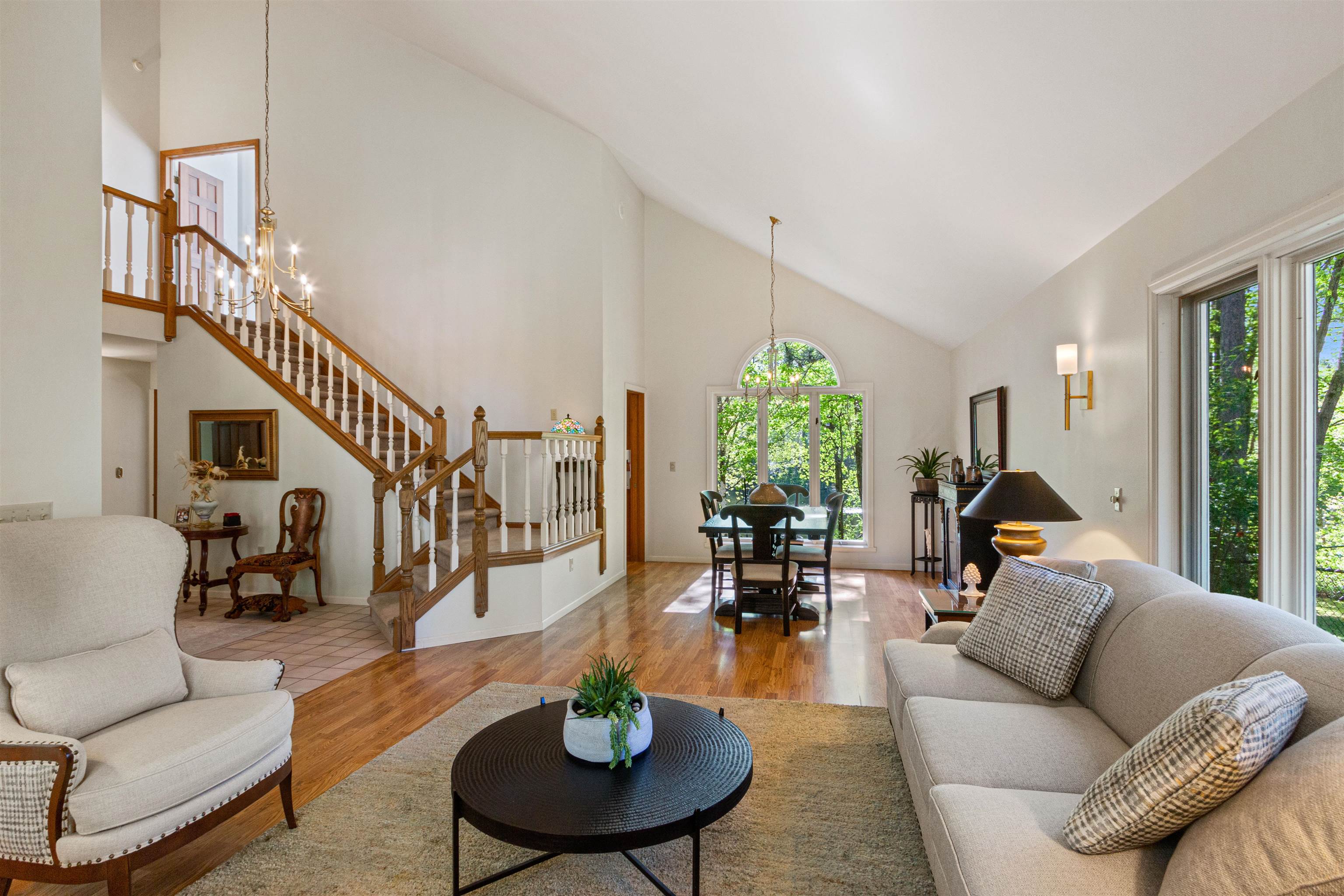 N1124 COUNTY ROAD E, Waupaca, Wisconsin 54981, 3 Bedrooms Bedrooms, ,4 BathroomsBathrooms,Residential,For Sale,N1124 COUNTY ROAD E,22502138