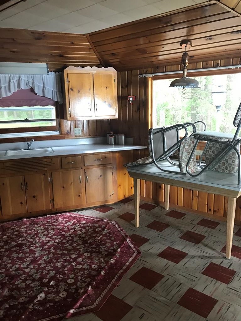 N11790 CRYSTAL LAKE ROAD, Tomahawk, Wisconsin 54487, 4 Bedrooms Bedrooms, ,1 BathroomBathrooms,Residential,For Sale,N11790 CRYSTAL LAKE ROAD,22502148