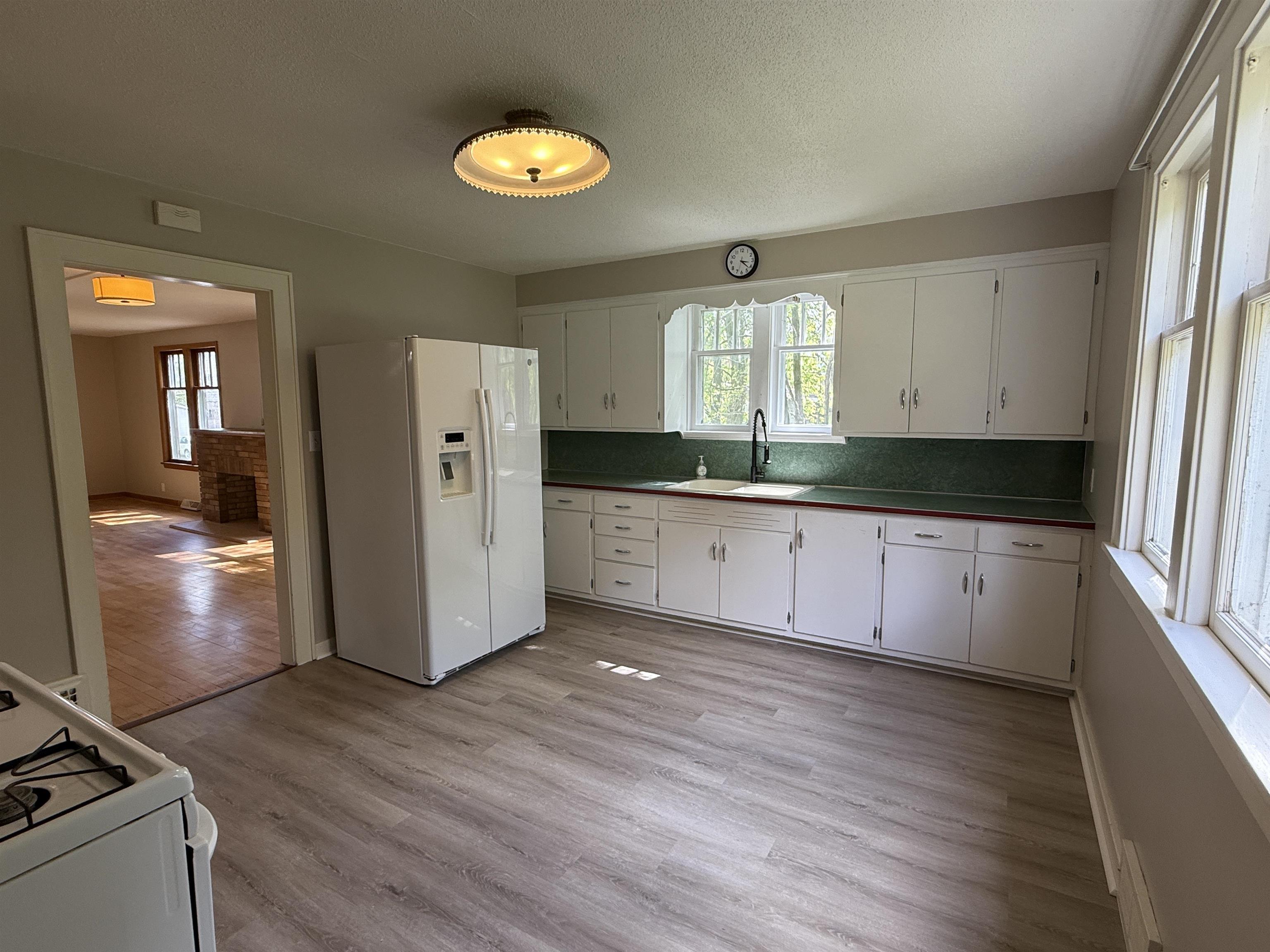 3400 VINE STREET, Stevens Point, Wisconsin 54481, 4 Bedrooms Bedrooms, ,3 BathroomsBathrooms,Residential,For Sale,3400 VINE STREET,22502176