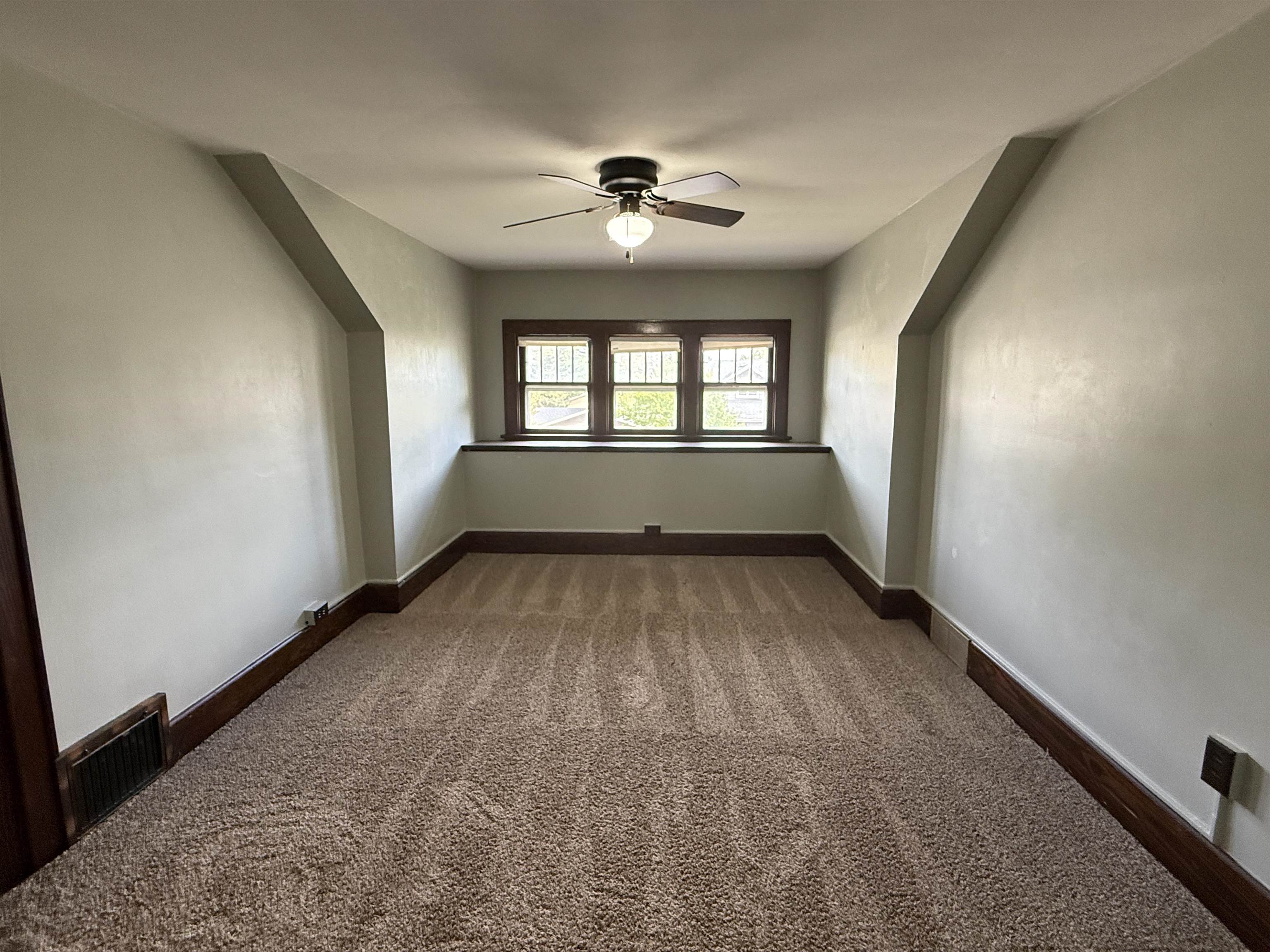 3400 VINE STREET, Stevens Point, Wisconsin 54481, 4 Bedrooms Bedrooms, ,3 BathroomsBathrooms,Residential,For Sale,3400 VINE STREET,22502176