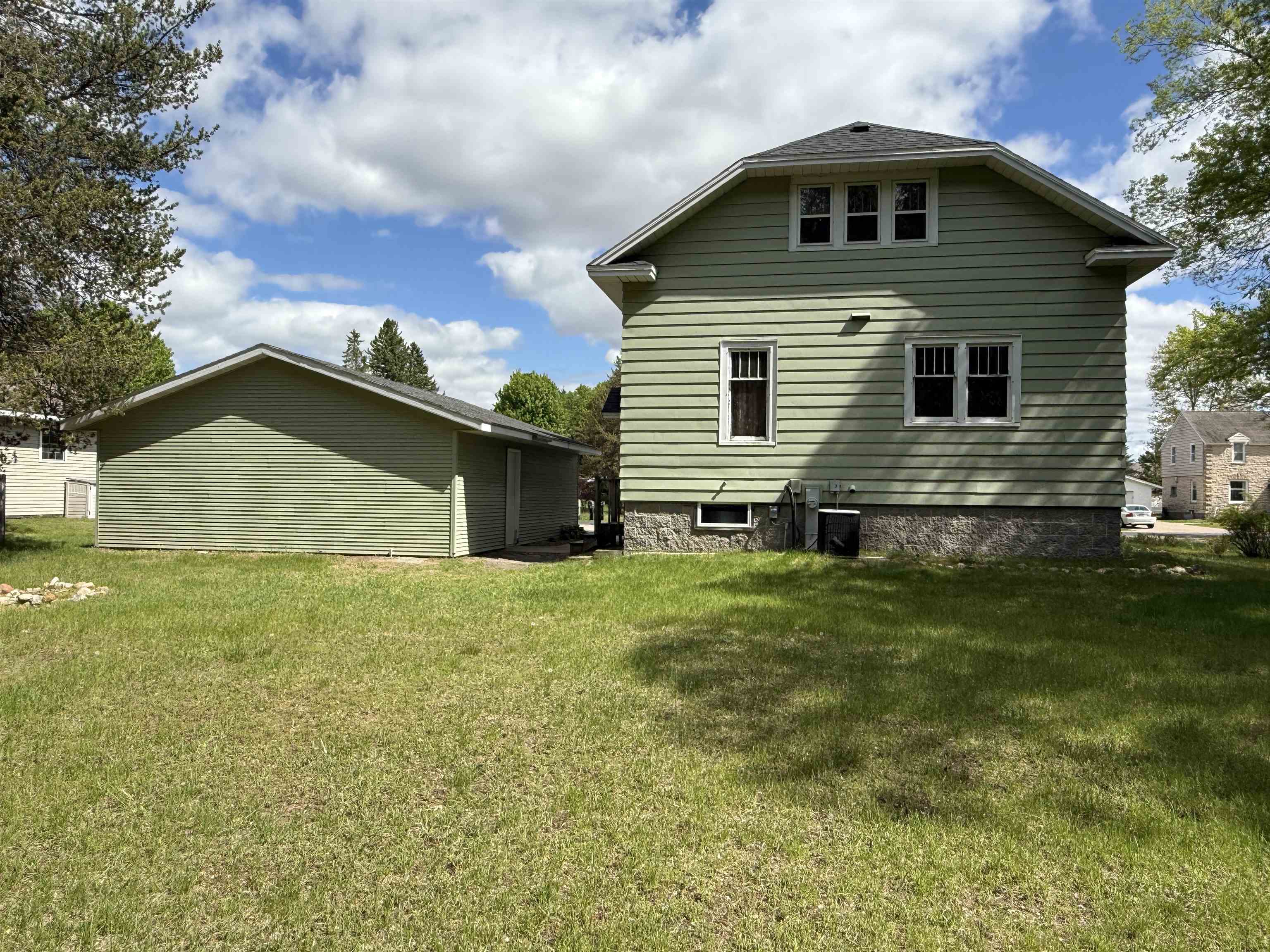 3400 VINE STREET, Stevens Point, Wisconsin 54481, 4 Bedrooms Bedrooms, ,3 BathroomsBathrooms,Residential,For Sale,3400 VINE STREET,22502176