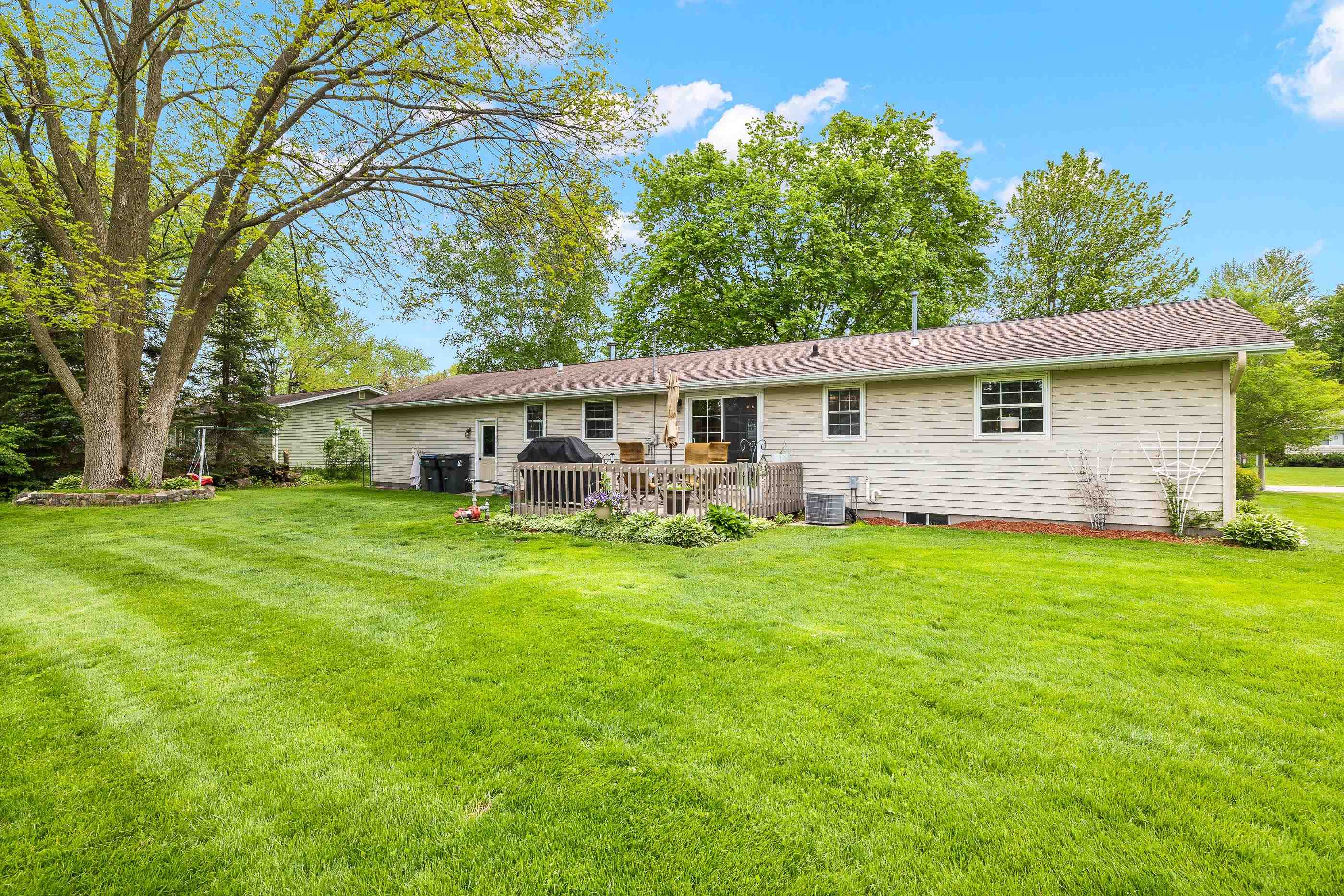 1909 APRIL LANE, Stevens Point, Wisconsin 54481, 3 Bedrooms Bedrooms, ,1 BathroomBathrooms,Residential,For Sale,1909 APRIL LANE,22502177