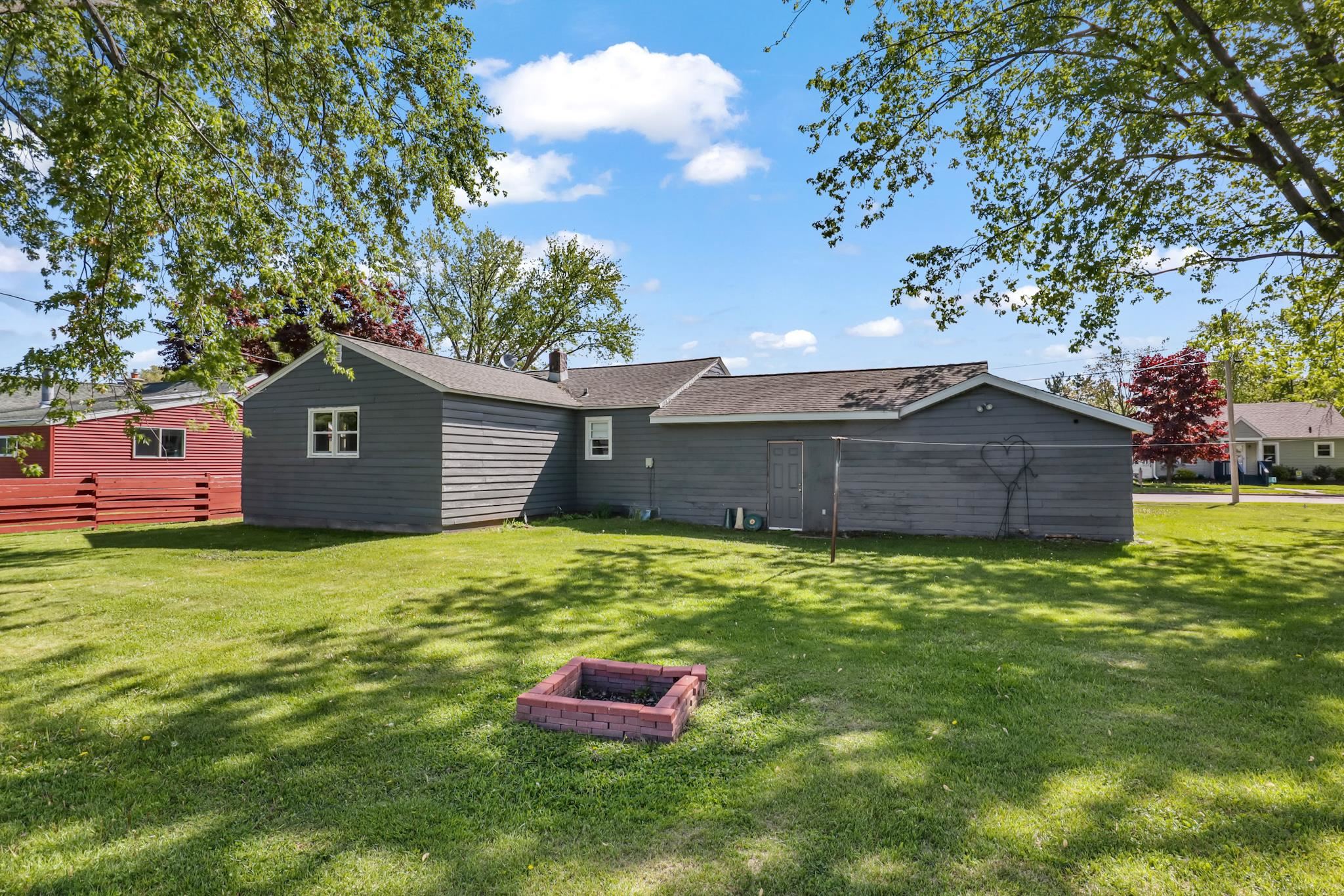 340 14TH STREET SOUTH, Wisconsin Rapids, Wisconsin 54494, 3 Bedrooms Bedrooms, ,1 BathroomBathrooms,Residential,For Sale,340 14TH STREET SOUTH,22502181