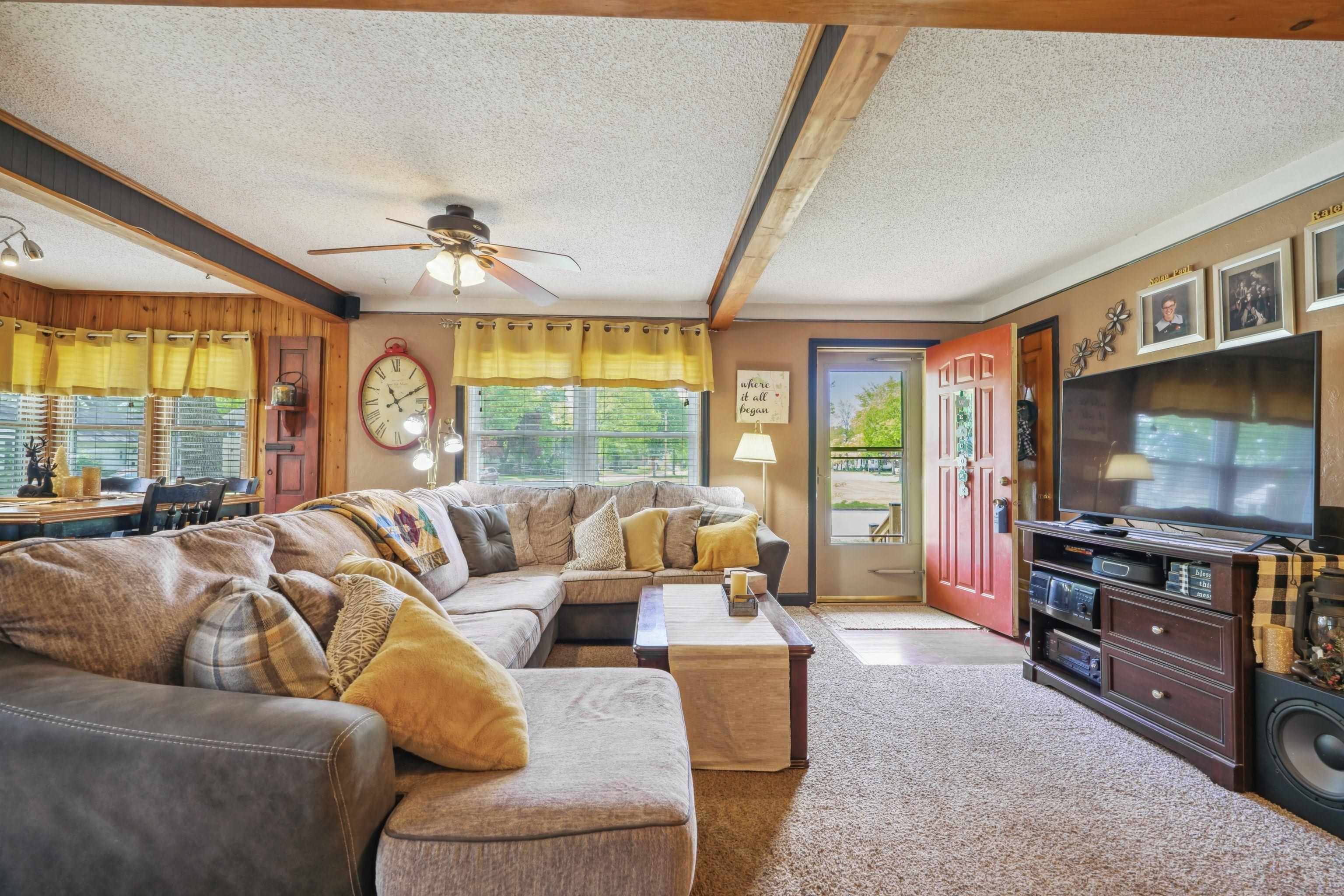 60 MADISON AVENUE, Port Edwards, Wisconsin 54469, 3 Bedrooms Bedrooms, ,2 BathroomsBathrooms,Residential,For Sale,60 MADISON AVENUE,22502183