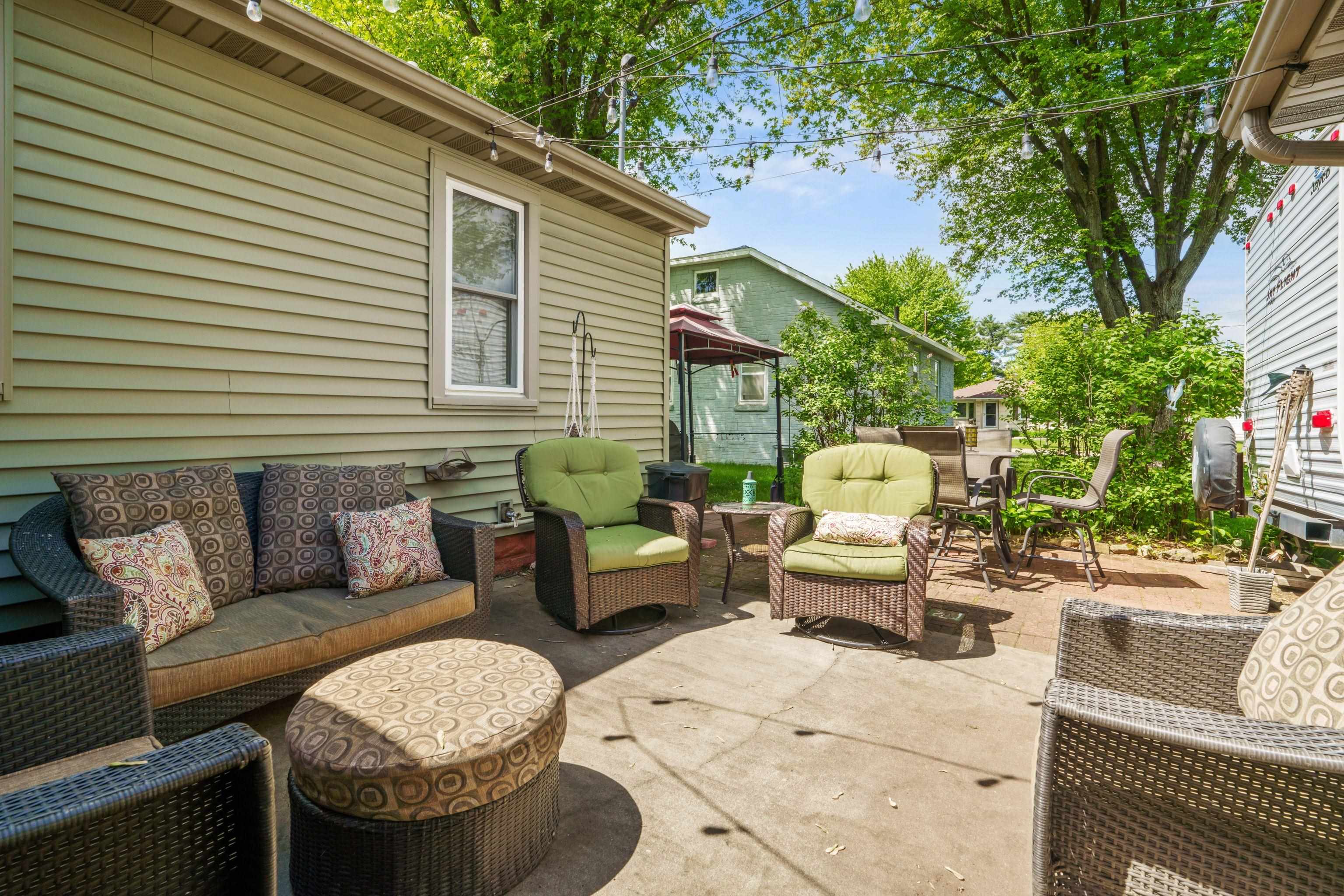 60 MADISON AVENUE, Port Edwards, Wisconsin 54469, 3 Bedrooms Bedrooms, ,2 BathroomsBathrooms,Residential,For Sale,60 MADISON AVENUE,22502183