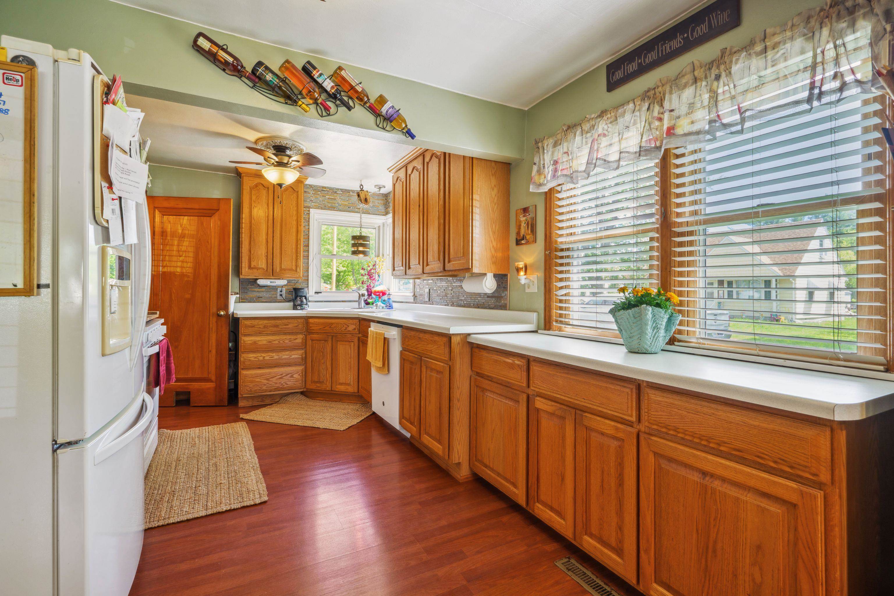 60 MADISON AVENUE, Port Edwards, Wisconsin 54469, 3 Bedrooms Bedrooms, ,2 BathroomsBathrooms,Residential,For Sale,60 MADISON AVENUE,22502183