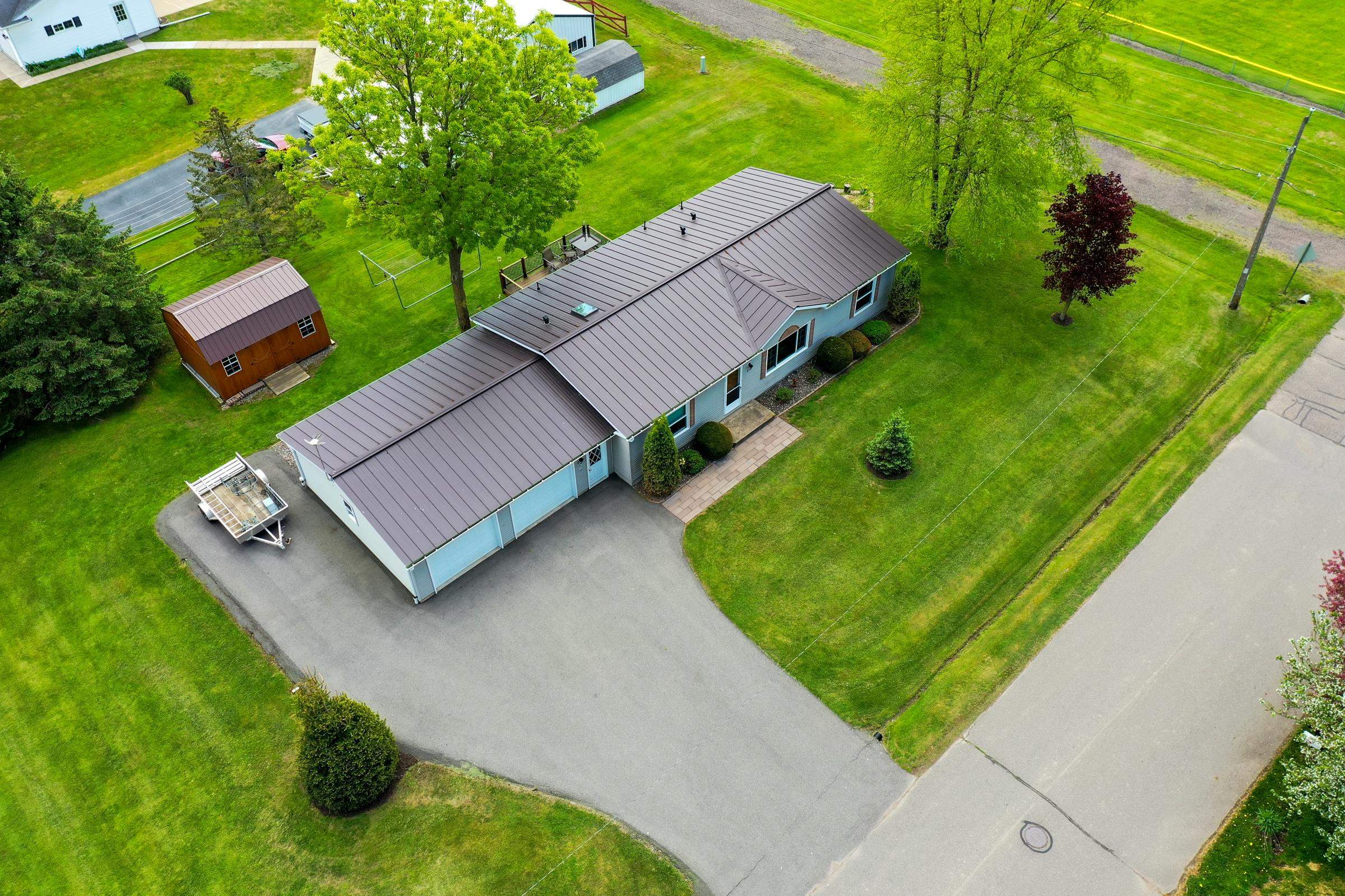 236 N GERSHWIN STREET, Stetsonville, Wisconsin 54480, 3 Bedrooms Bedrooms, ,2 BathroomsBathrooms,Residential,For Sale,236 N GERSHWIN STREET,22502187