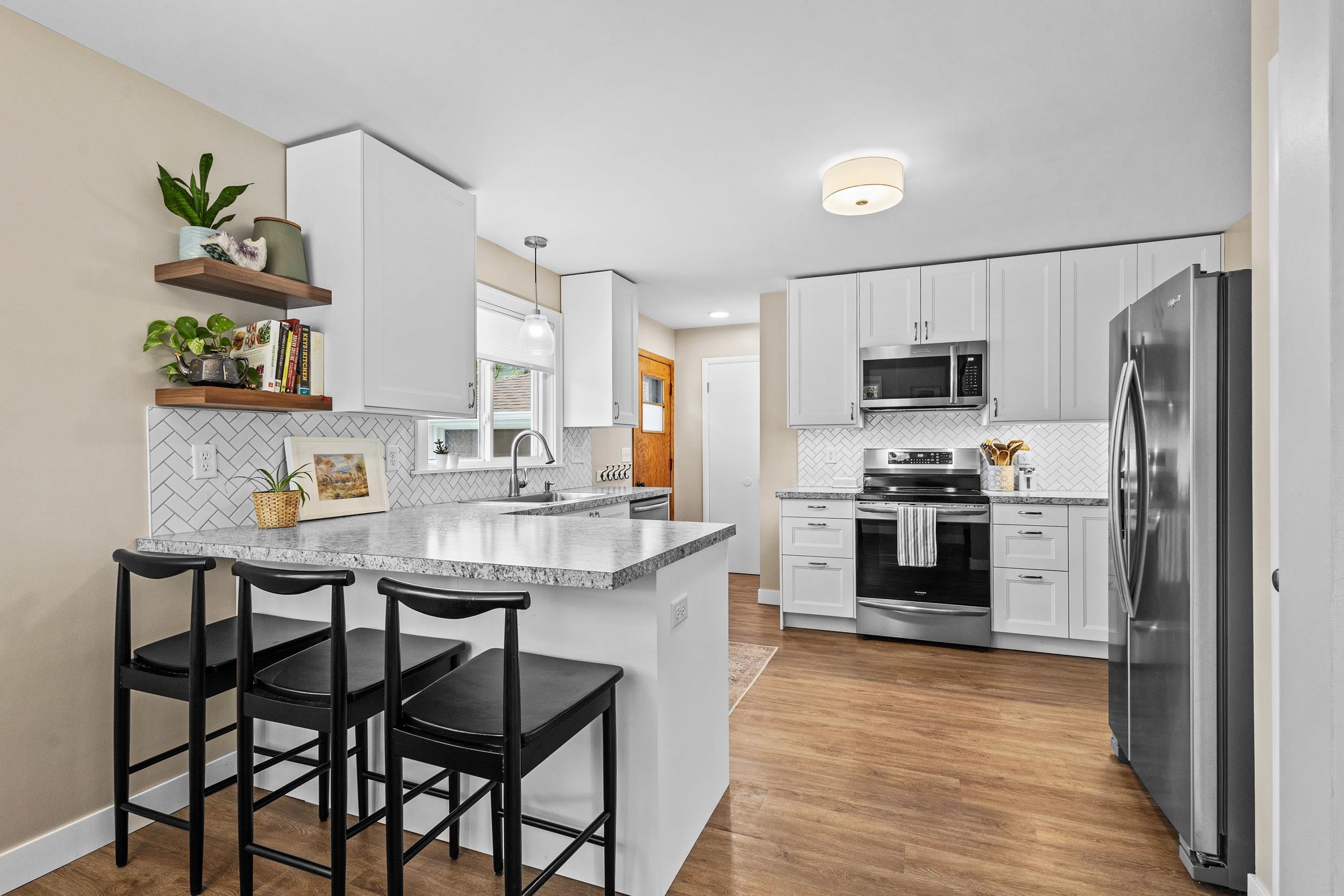 1008 FOURTH AVENUE, Stevens Point, Wisconsin 54481, 3 Bedrooms Bedrooms, ,1 BathroomBathrooms,Residential,For Sale,1008 FOURTH AVENUE,22502191