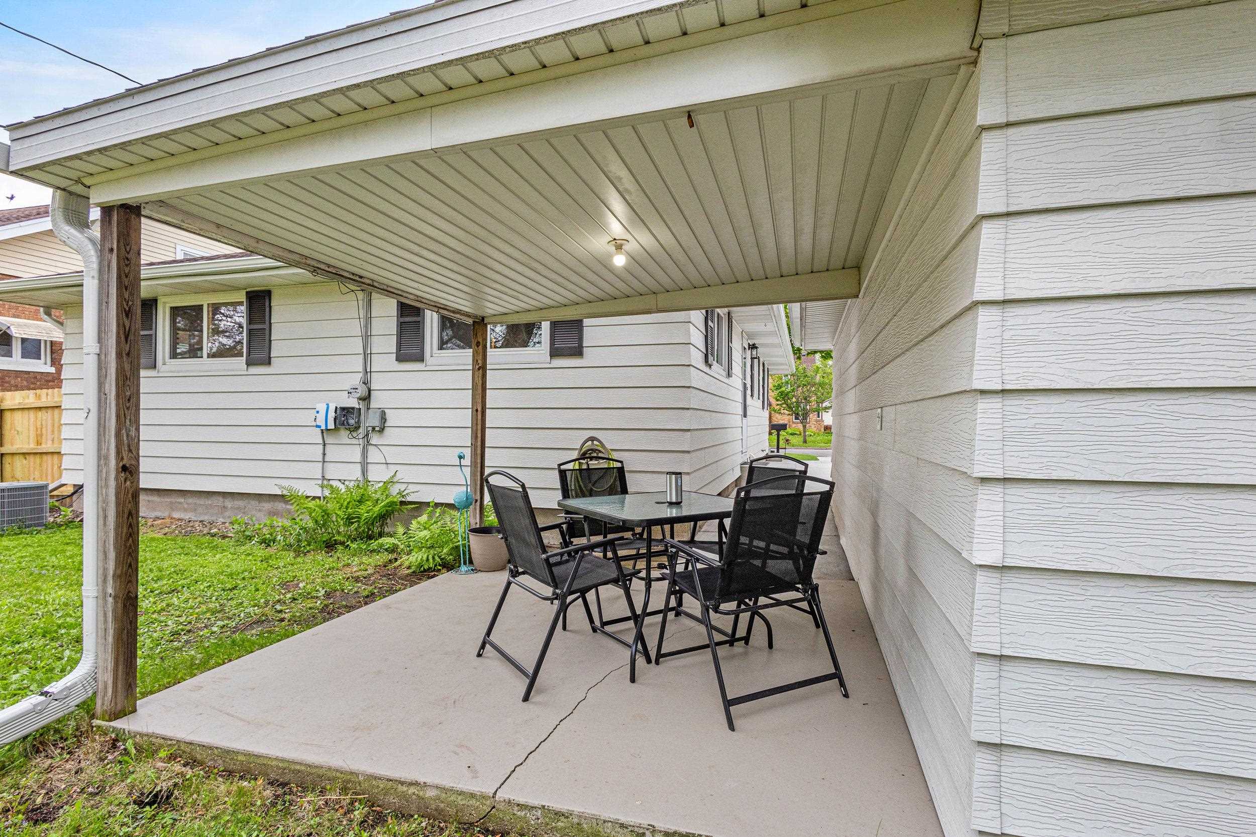 1008 FOURTH AVENUE, Stevens Point, Wisconsin 54481, 3 Bedrooms Bedrooms, ,1 BathroomBathrooms,Residential,For Sale,1008 FOURTH AVENUE,22502191